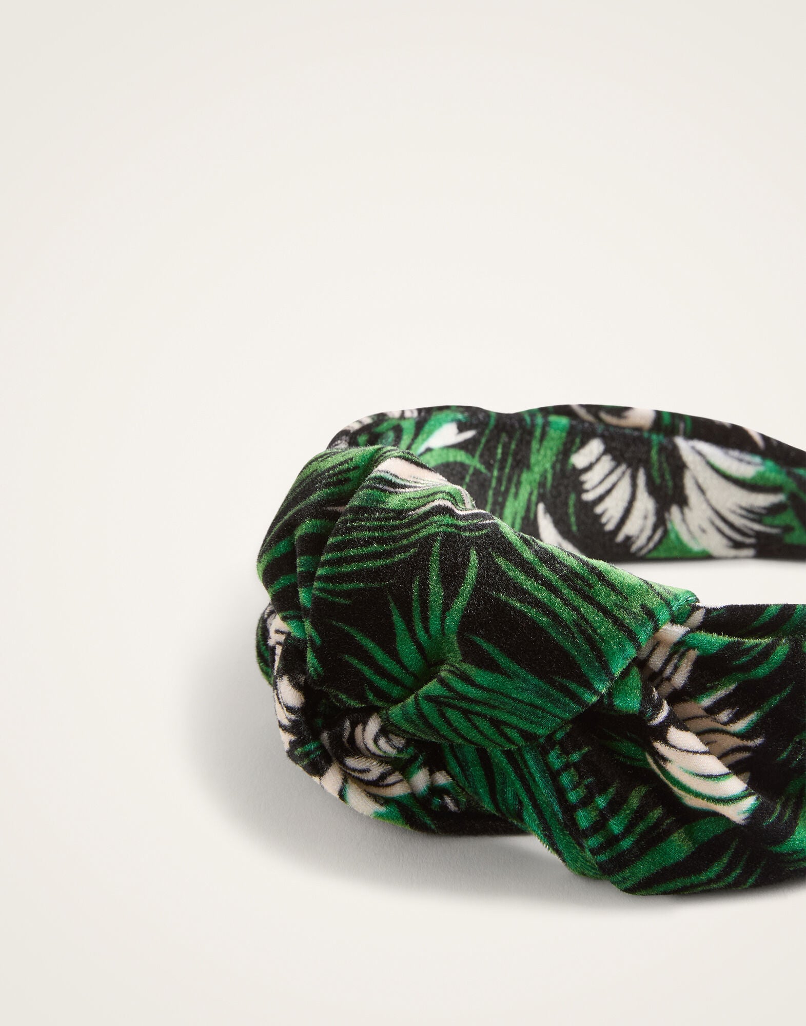 La DoubleJ Love Knot Headband Quill Green HEB0015VEL006QLL01GR02