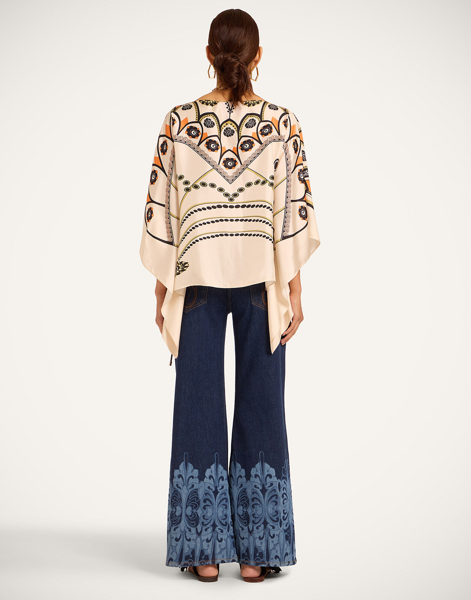La DoubleJ The Cropped Flare Jean Cocoon Plac&eacute;e Indigo TRO0202DEN015COC02BU15