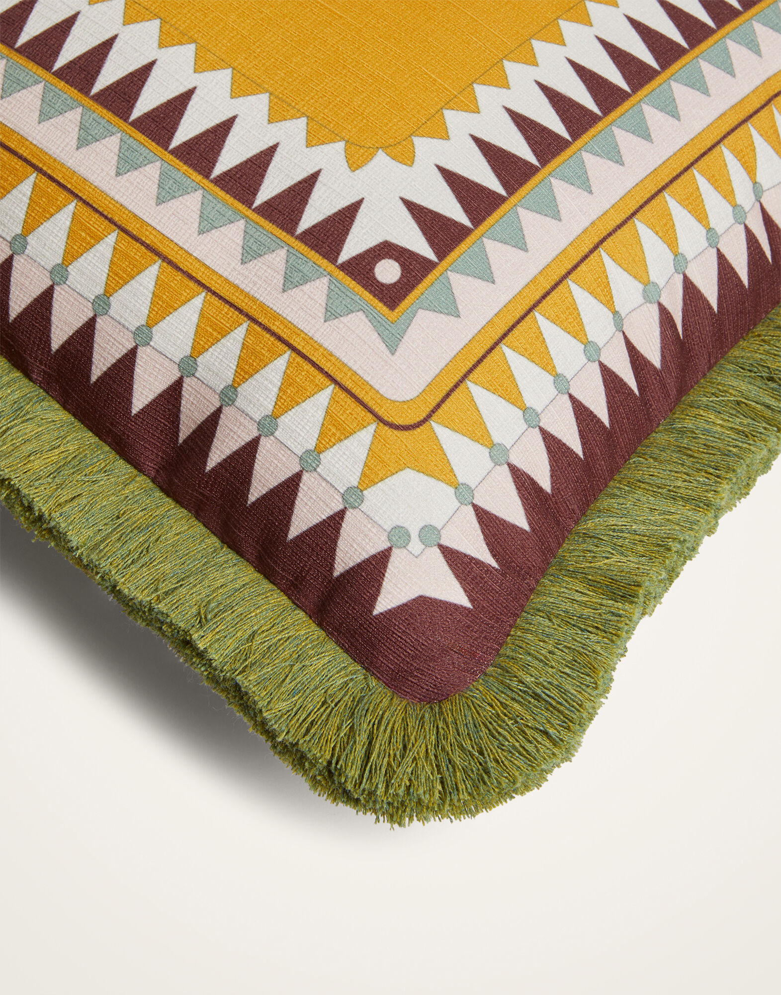 La DoubleJ Outdoor Cushion (45X45) Doric Dusty Pink CUS0041POL001DOR02PI10