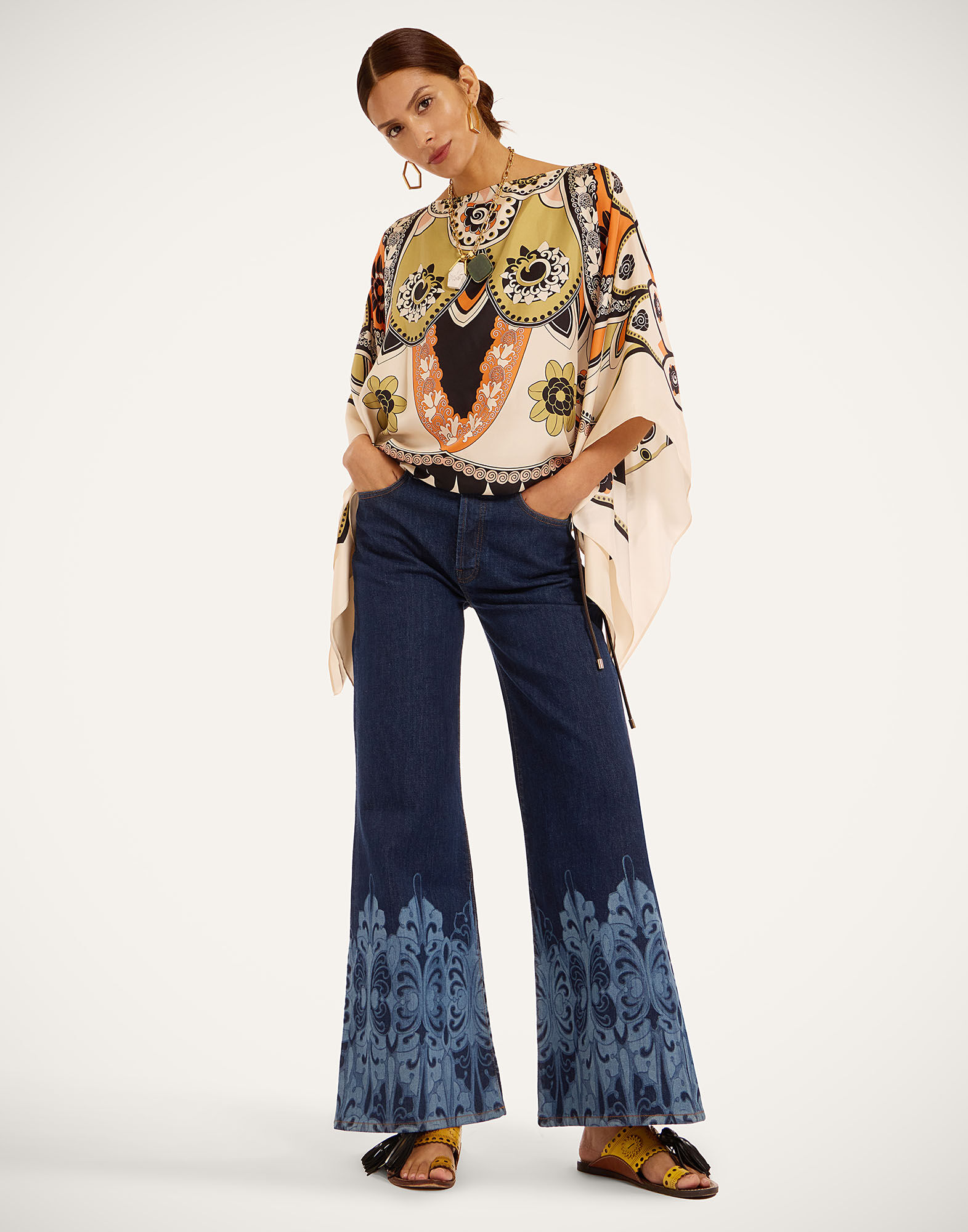 La DoubleJ The Cropped Flare Jean Cocoon Plac&eacute;e Indigo TRO0202DEN015COC02BU15