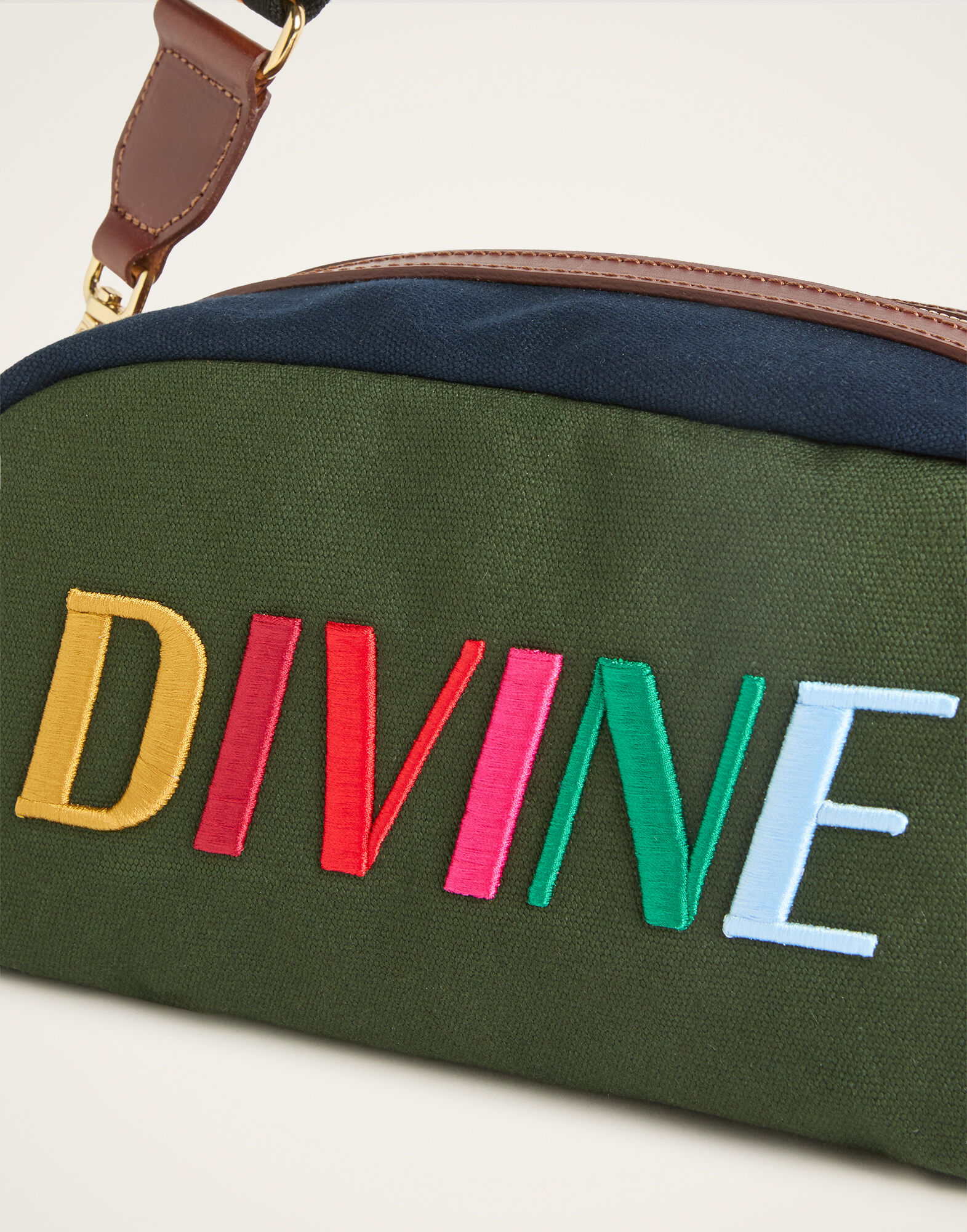 La DoubleJ Divine Beauty Bag Solid Dark Green BAG0090COT079SOLIDGR03