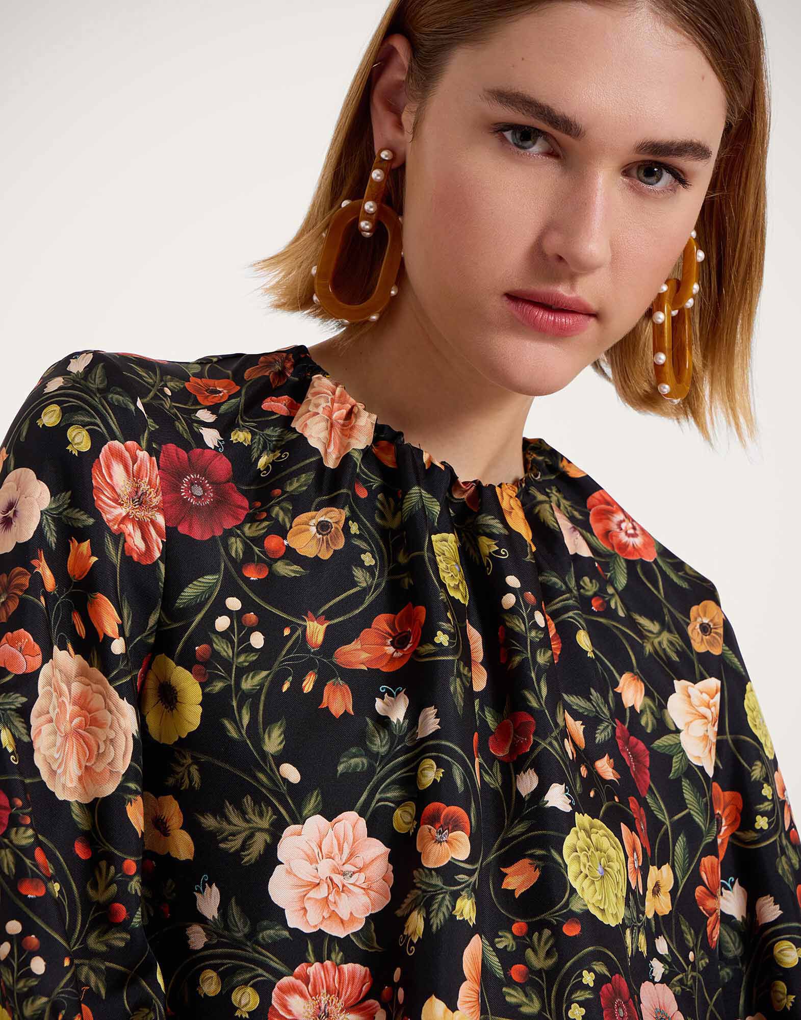 La DoubleJ Charming Top Botticelli Black TOP0021SIL001CEL01BL01