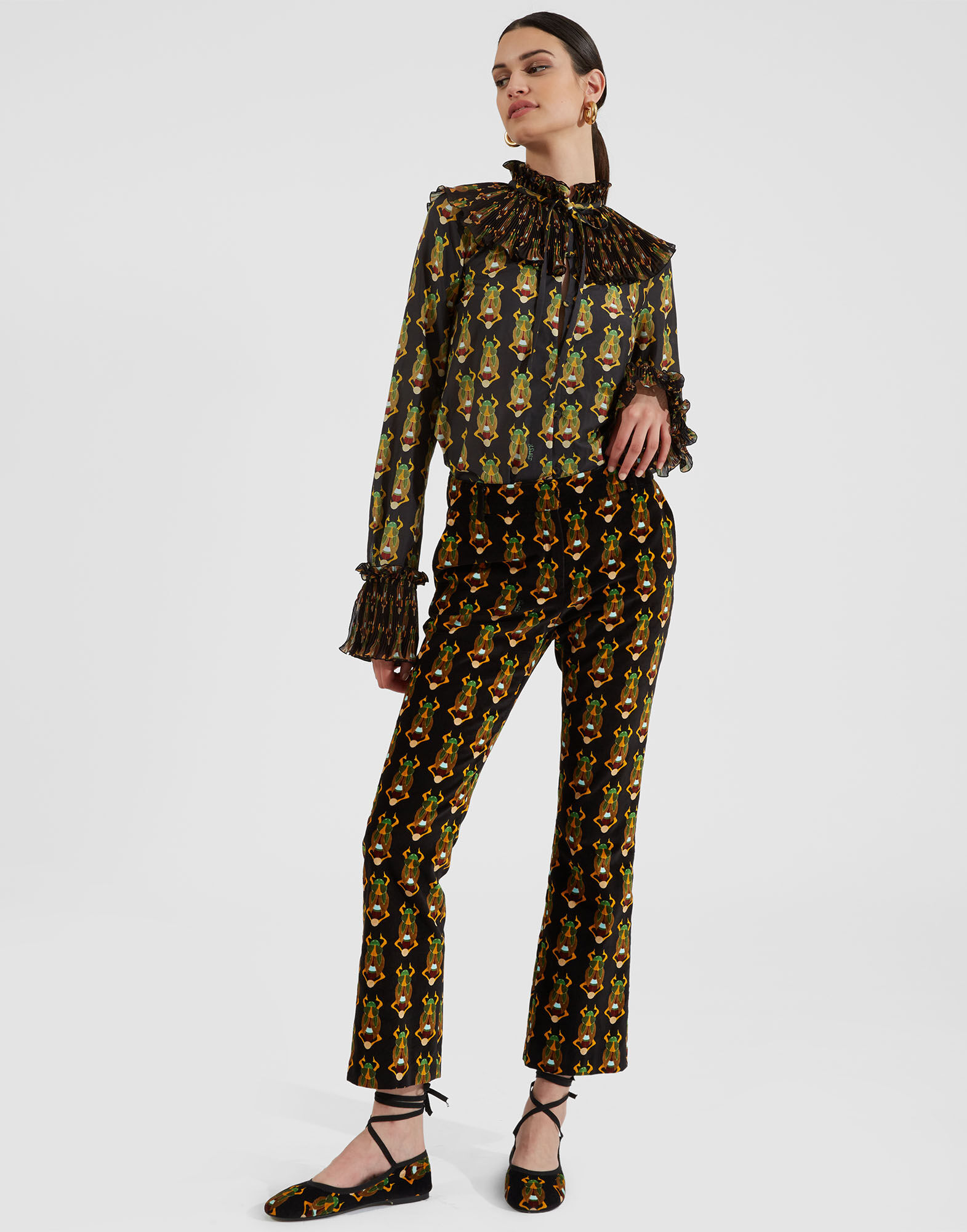 La DoubleJ 24/7 Pants Scarab Black TRO0069VEL001SCA01BL01