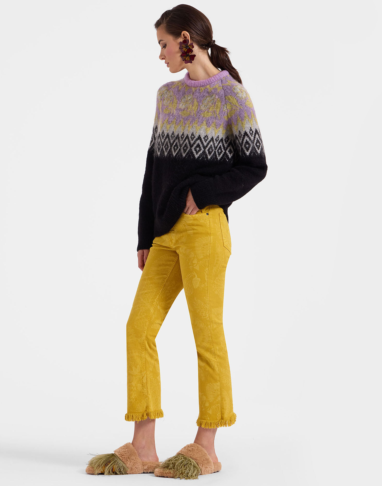 Yellow cropped jeans outlet