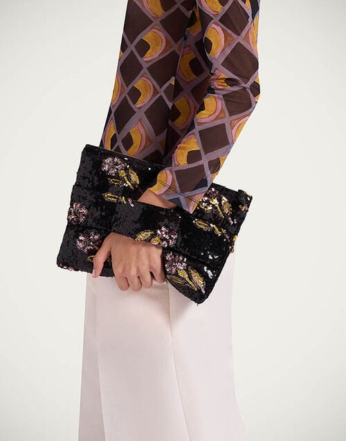 La DoubleJ Ruffle Pochette La DoubleJ Ruffle Pochette Mayfair Black BAG0071PAI007MAY02BL01