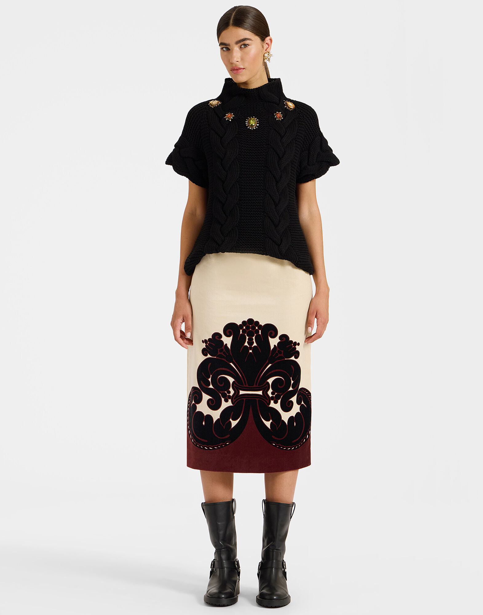 Cream pencil skirt shop