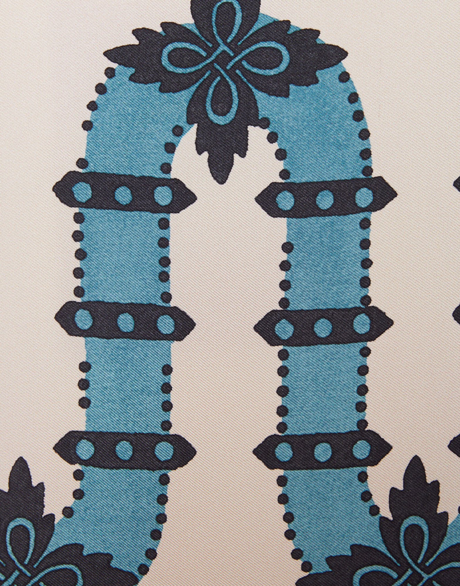 La DoubleJ San Carlo Top Scirocco Plac&eacute;e Ivory TOP0092SIL001SCI03WH04