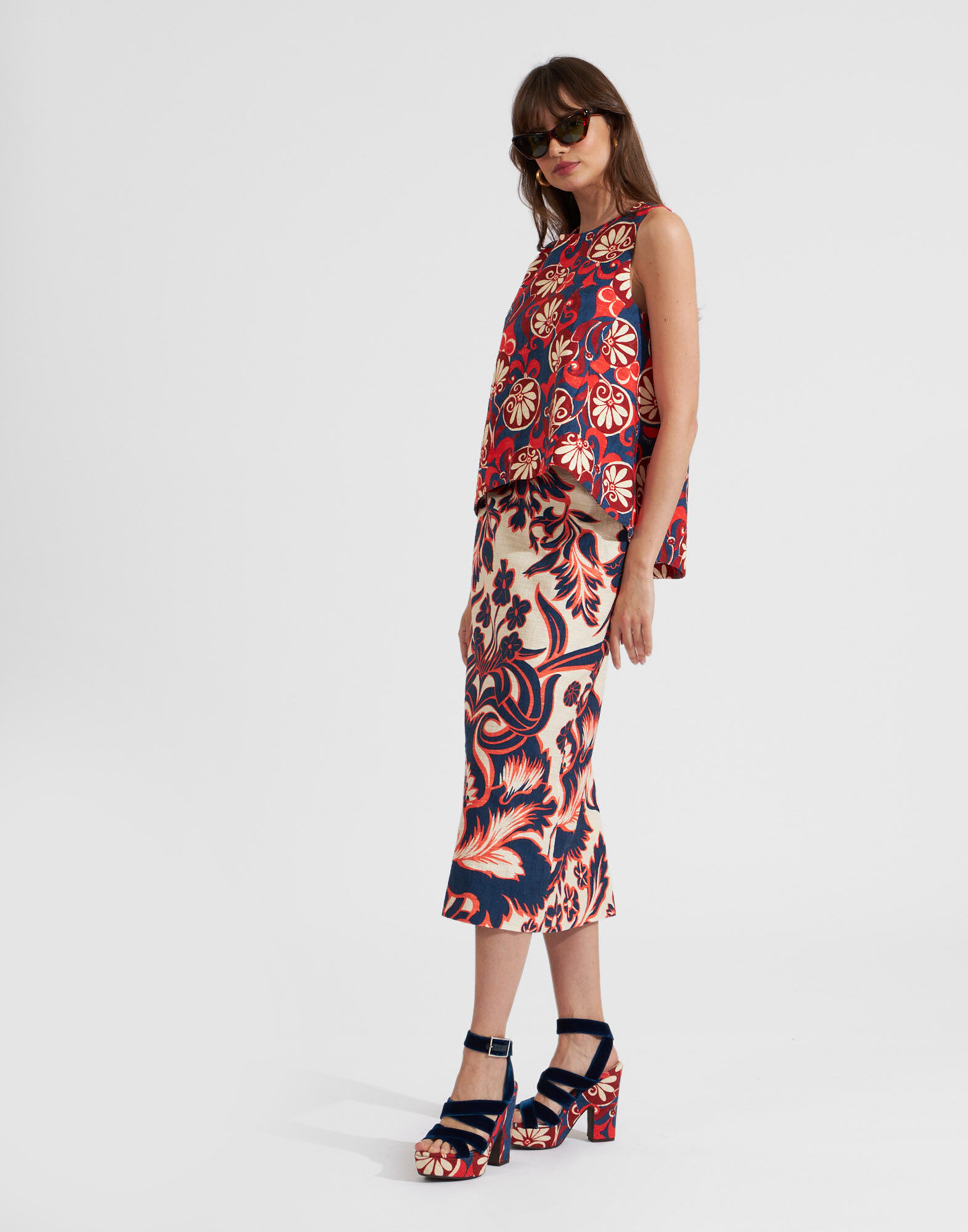 La DoubleJ La Scala Top Moonflower Navy TOP0016COT005MOO01BU06