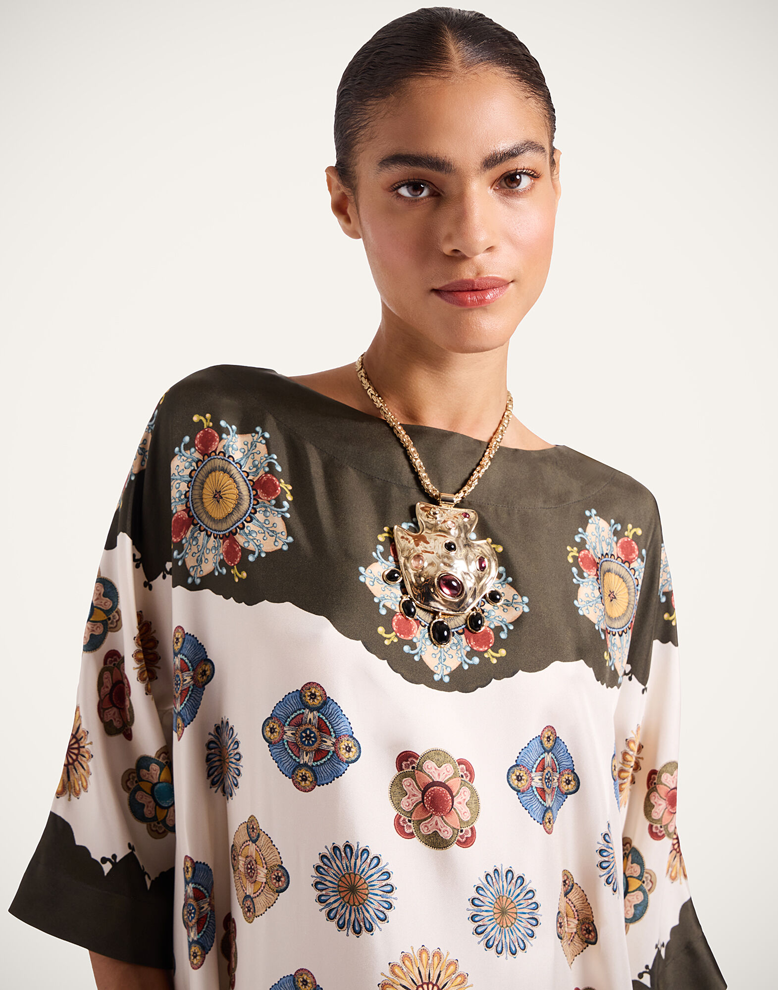 La DoubleJ Muumuu Dress Round Neck Nucleus Plac&eacute;e Off White DRE0574SIL001NUC06WH05