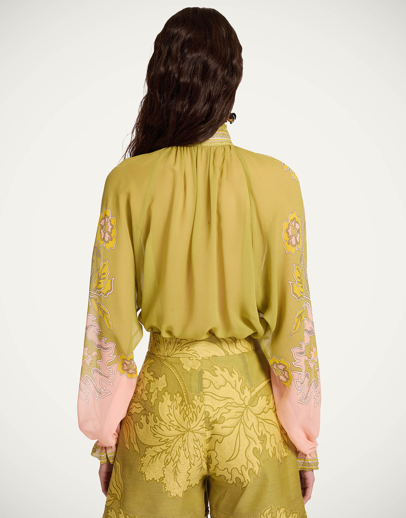 La DoubleJ Cerere Blouse Swathe Plac&eacute;e Green SHI0086SIL014SWA03GR02