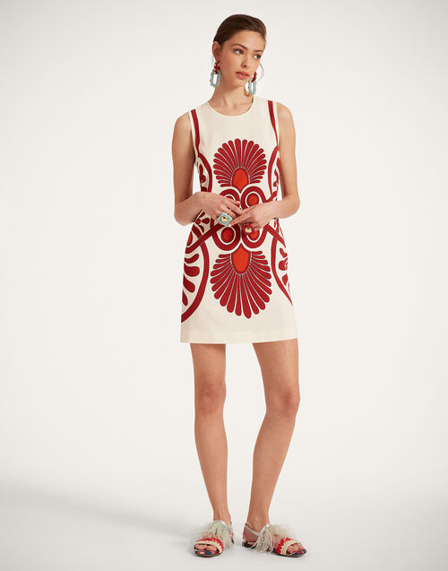 La DoubleJ Stretch Tunic Medallion Plac&eacute;e Cream DRE0758VIS011MED01WH03