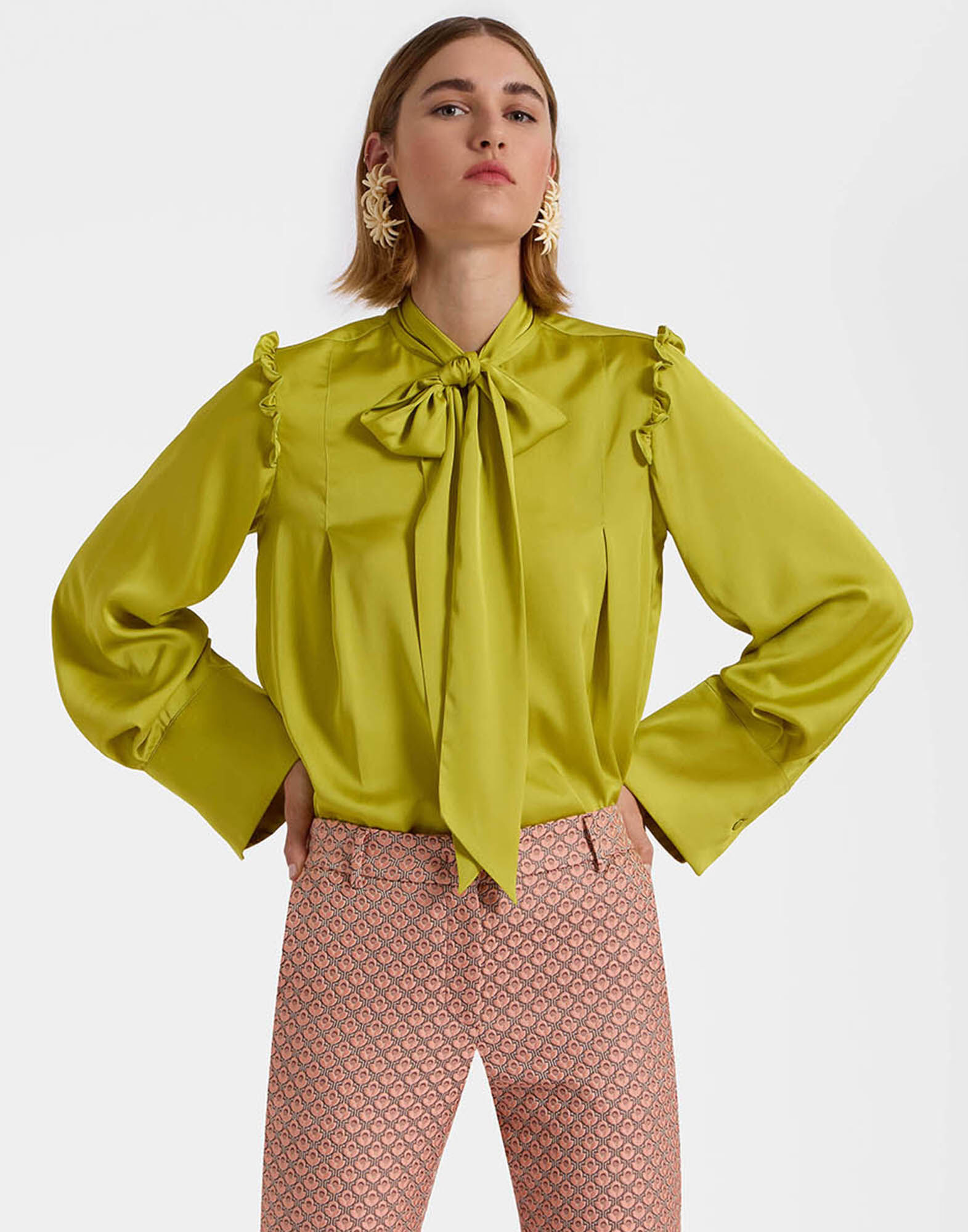 La DoubleJ Ascot Shirt Acid Green SHI0080RAS008SOLIDYE06
