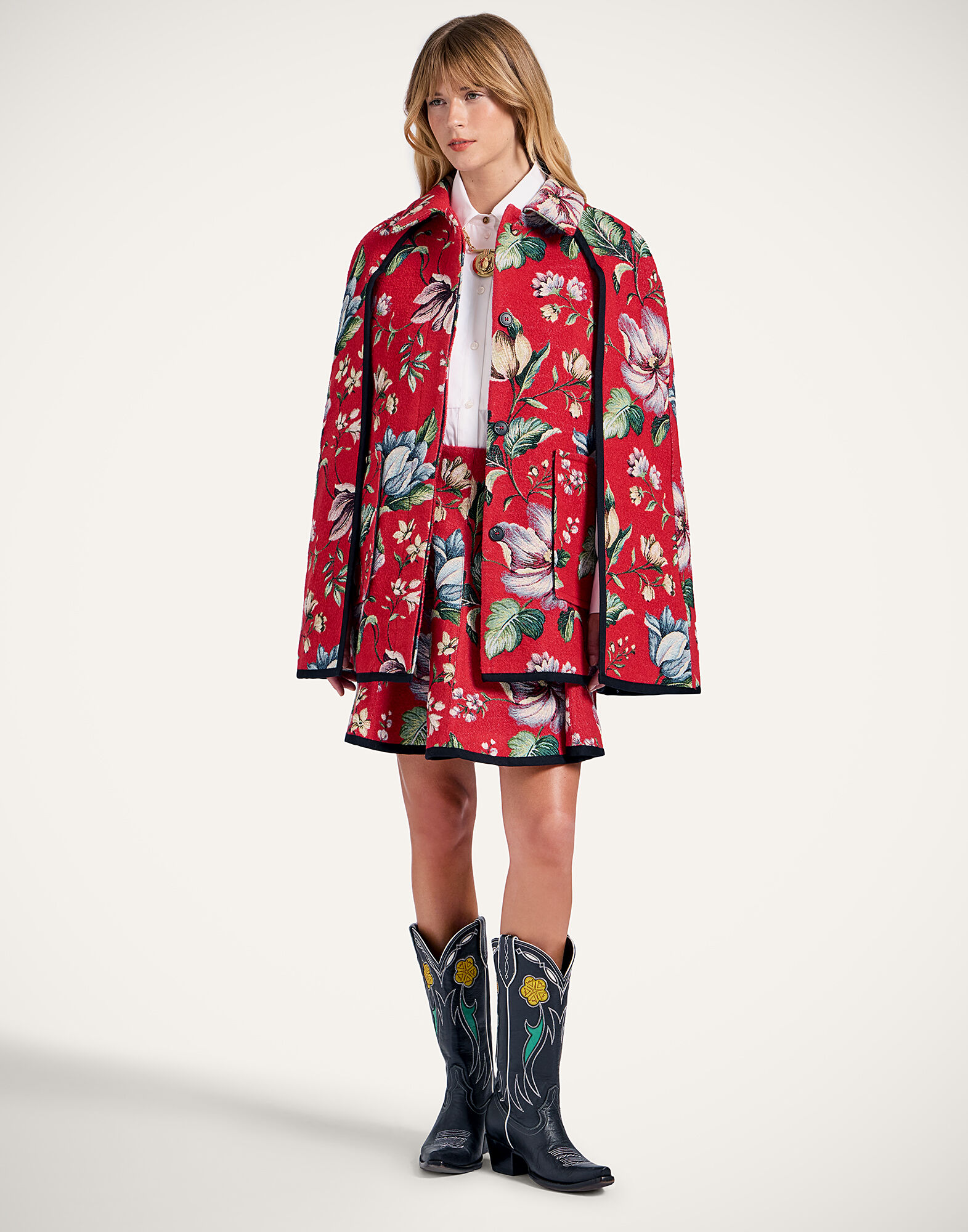 La DoubleJ Milano Mini Cape Honolulu Red JAC0153JCQ117HON01RE01