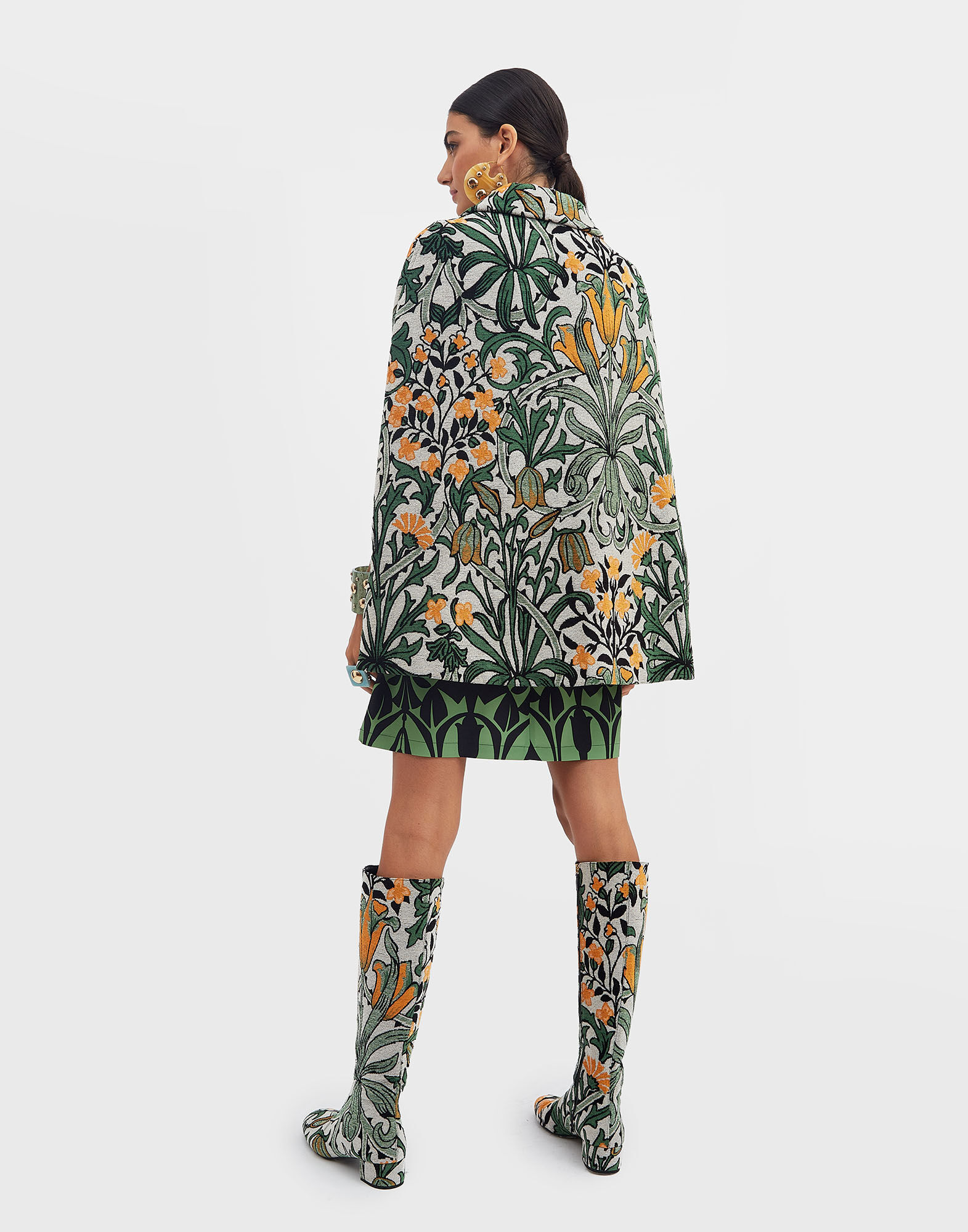 La DoubleJ Milano Mini Cape Delta Ivory JAC0072JCQ057DEL01WH04