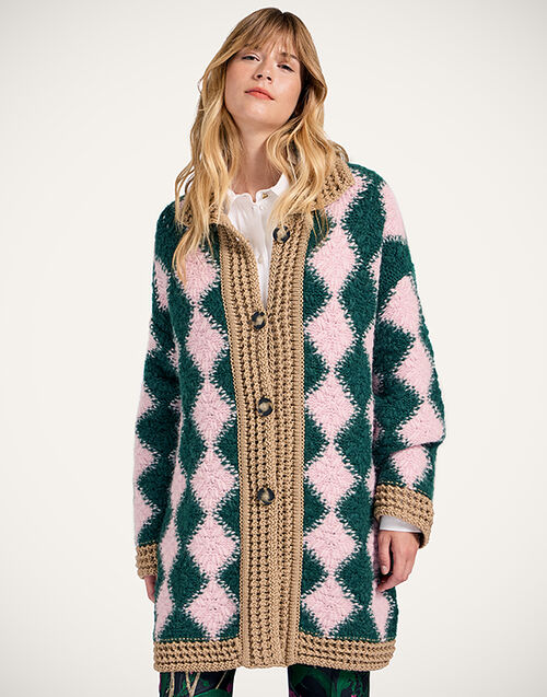 La DoubleJ Crochet Bowling Cardigan Multicolor Pink & Dark Green PUL0290KNI167VA400PI01