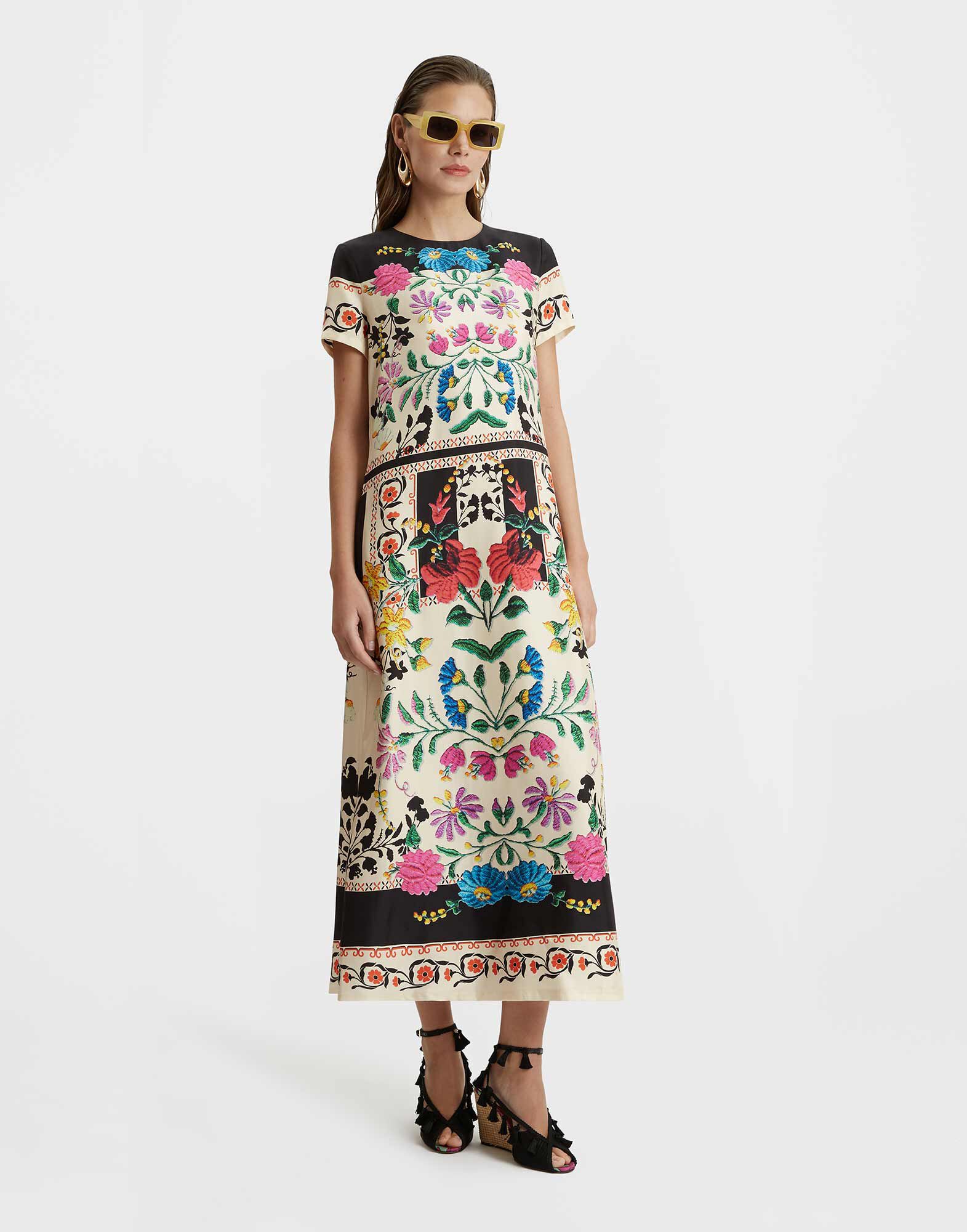 Plaza dresses shop
