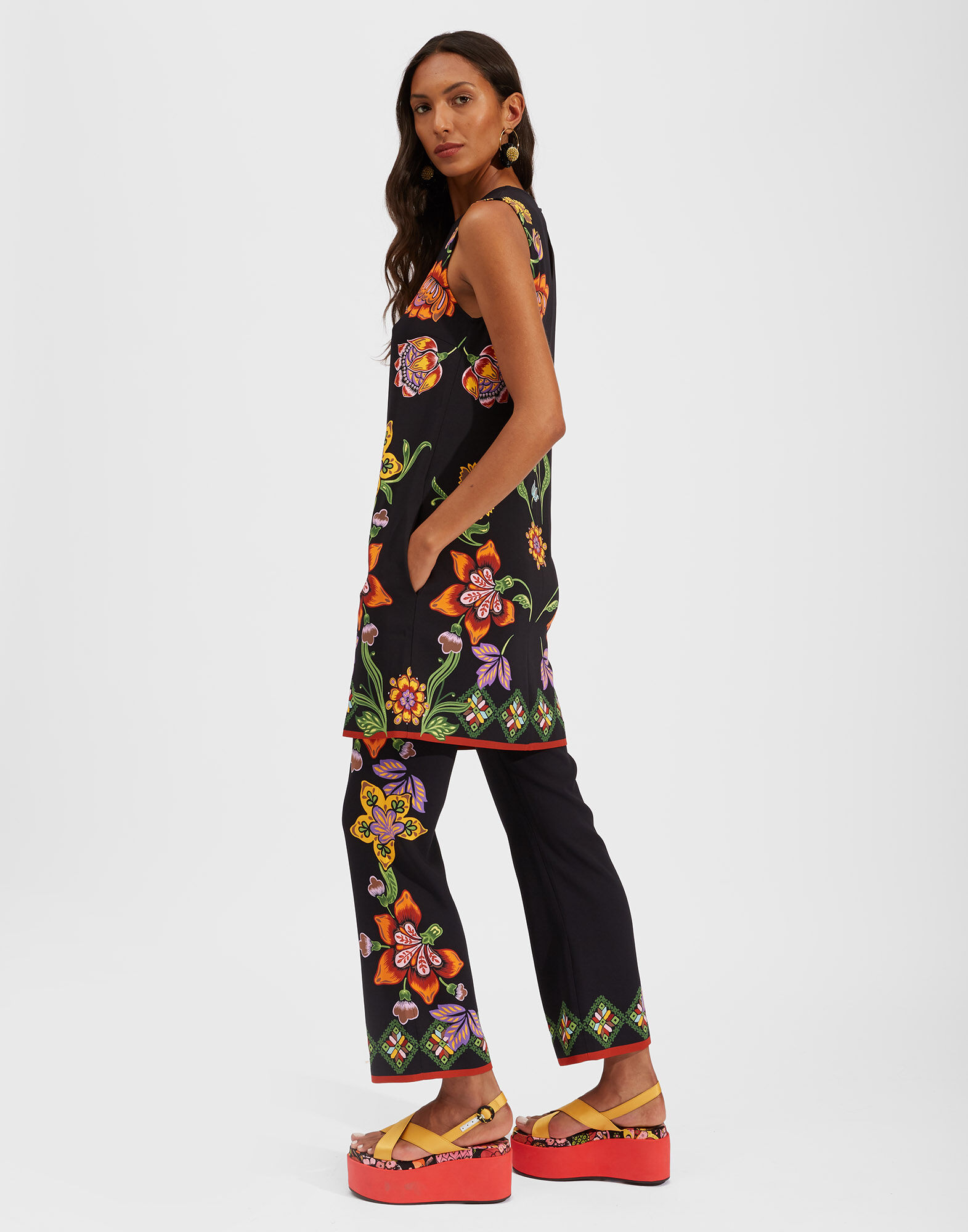 La DoubleJ Stretch Tunic Folk Flowers Nero Plac&eacute;e TOP0053JER023FFL0004