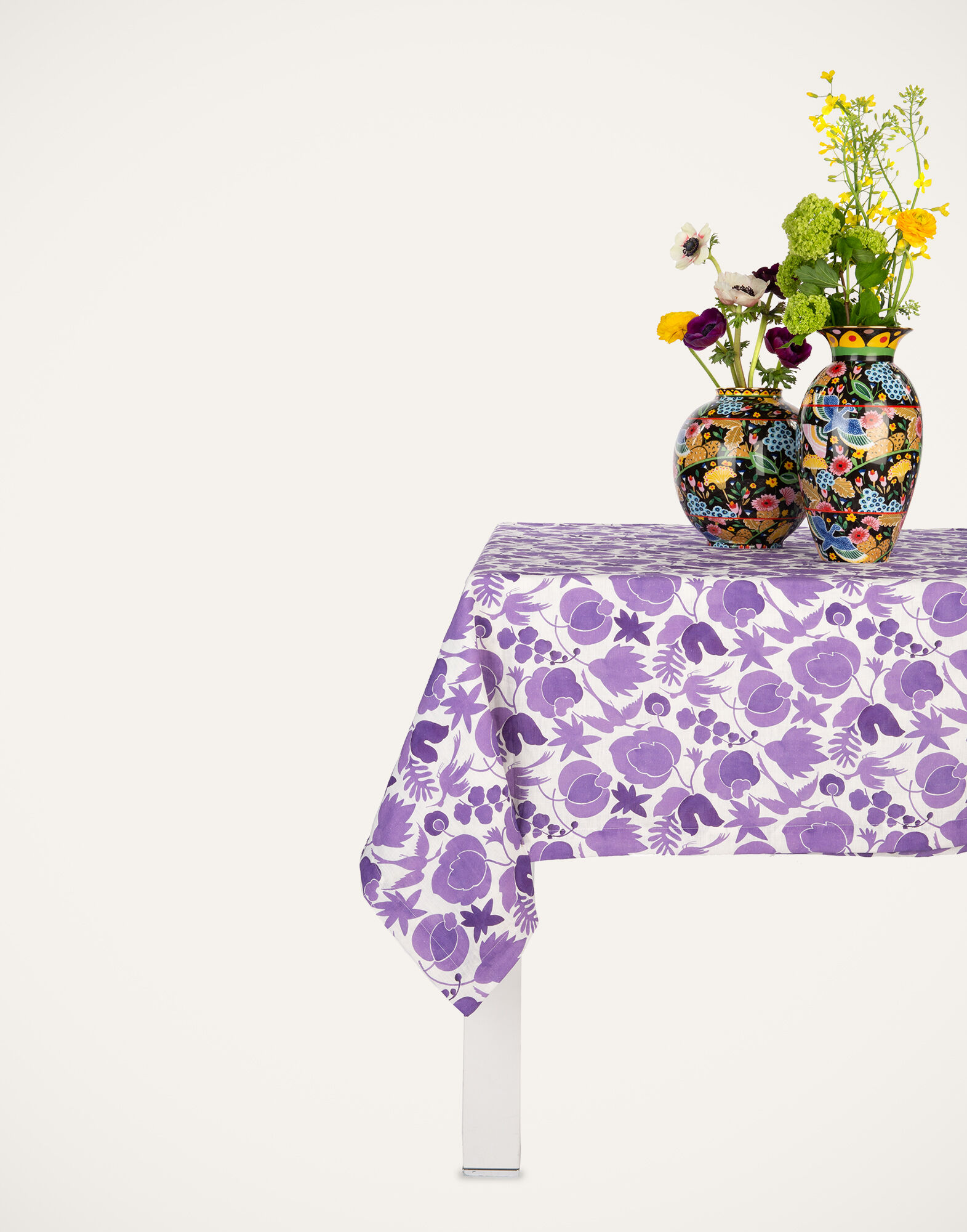 La DoubleJ Small Tablecloth Wildbird Viola TBC0001LIN001CER0007