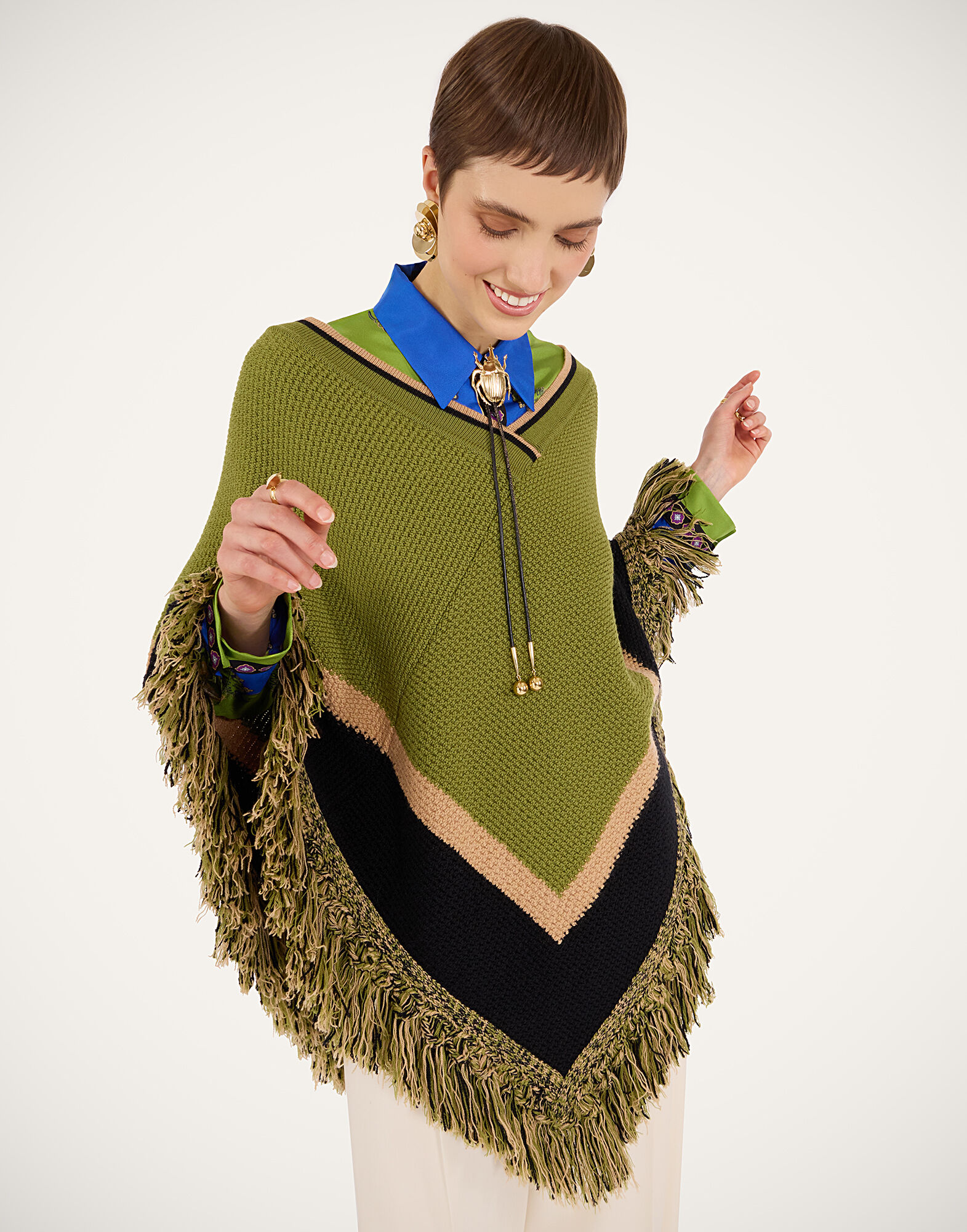 La DoubleJ Dreamcatcher Poncho Color Block Green & Brown SCA0089KNI180VA424BR02