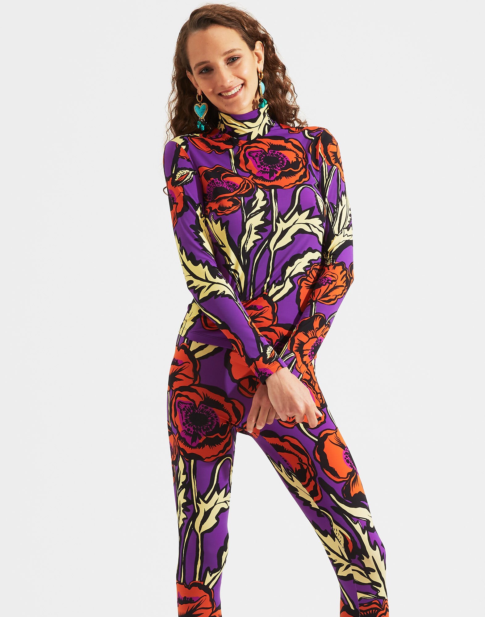 LaDoubleJ Turtleneck Big Blooms Viola SHI0030JER005PFI0004