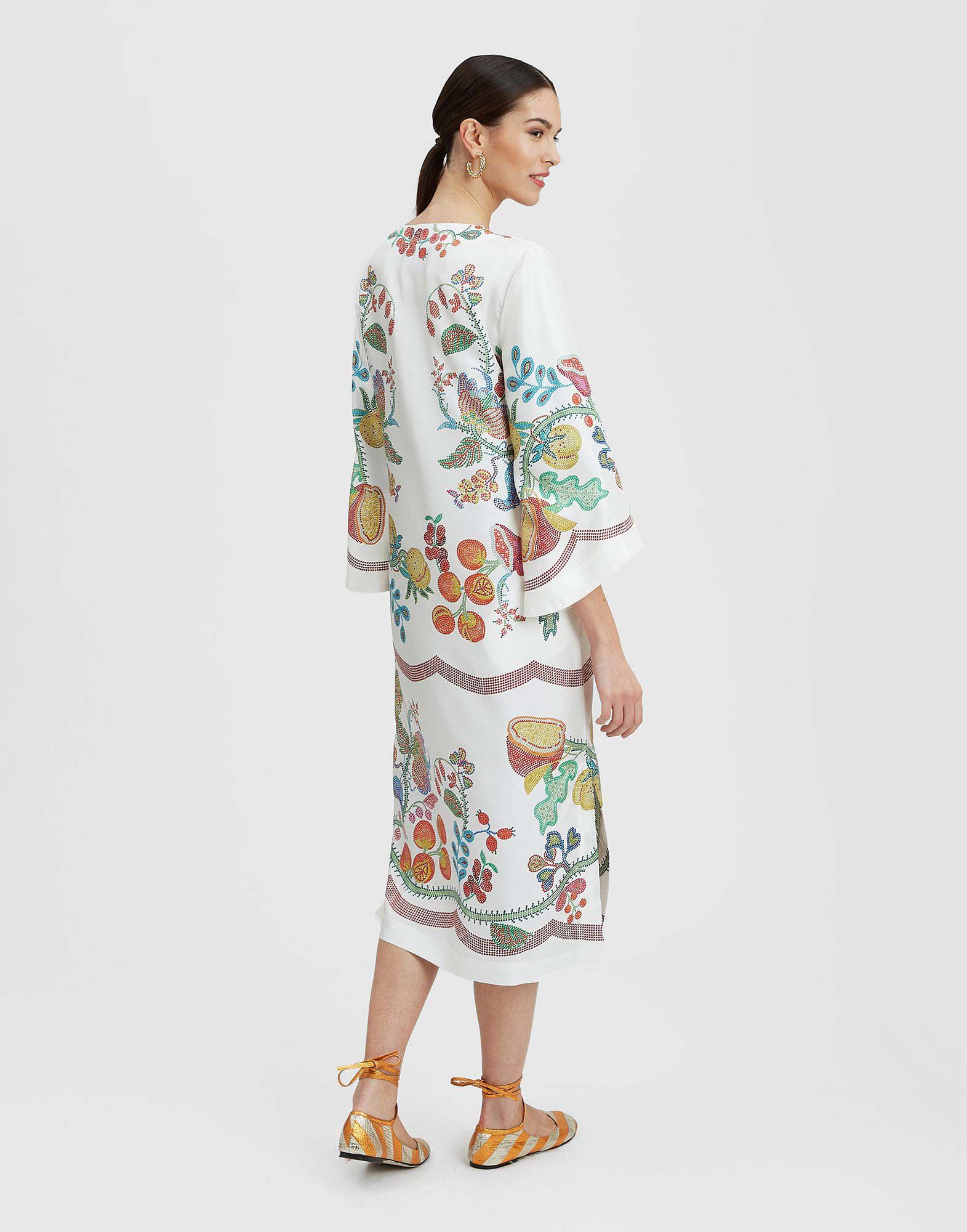 La DoubleJ The Kaftan Grenadilla Plac&eacute;e Off White DRE0564SIL006GRN01WH05