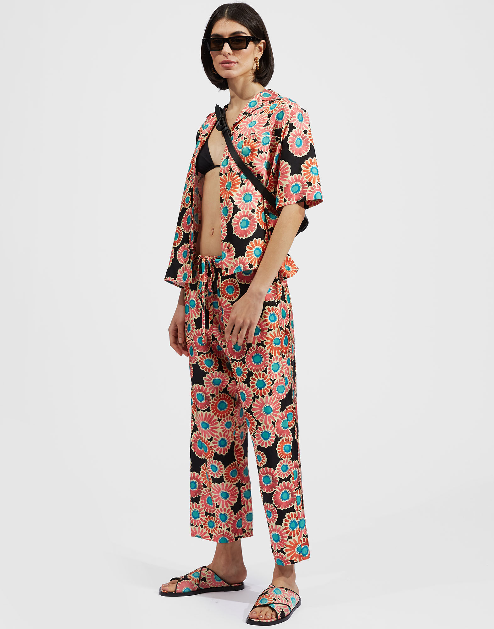 La DoubleJ Drawstring Pants Crazy Daisy Black TRO0053SIL001DAY0002