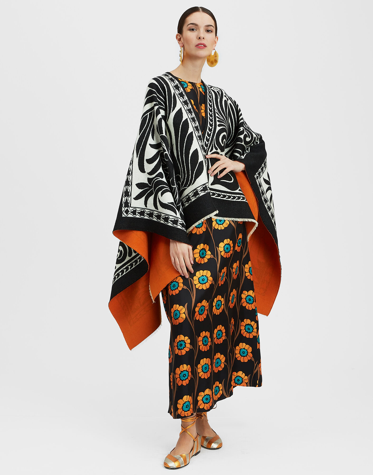 La DoubleJ Poncho Mix Tiles Black SCA0048WOL015MIX02BL01