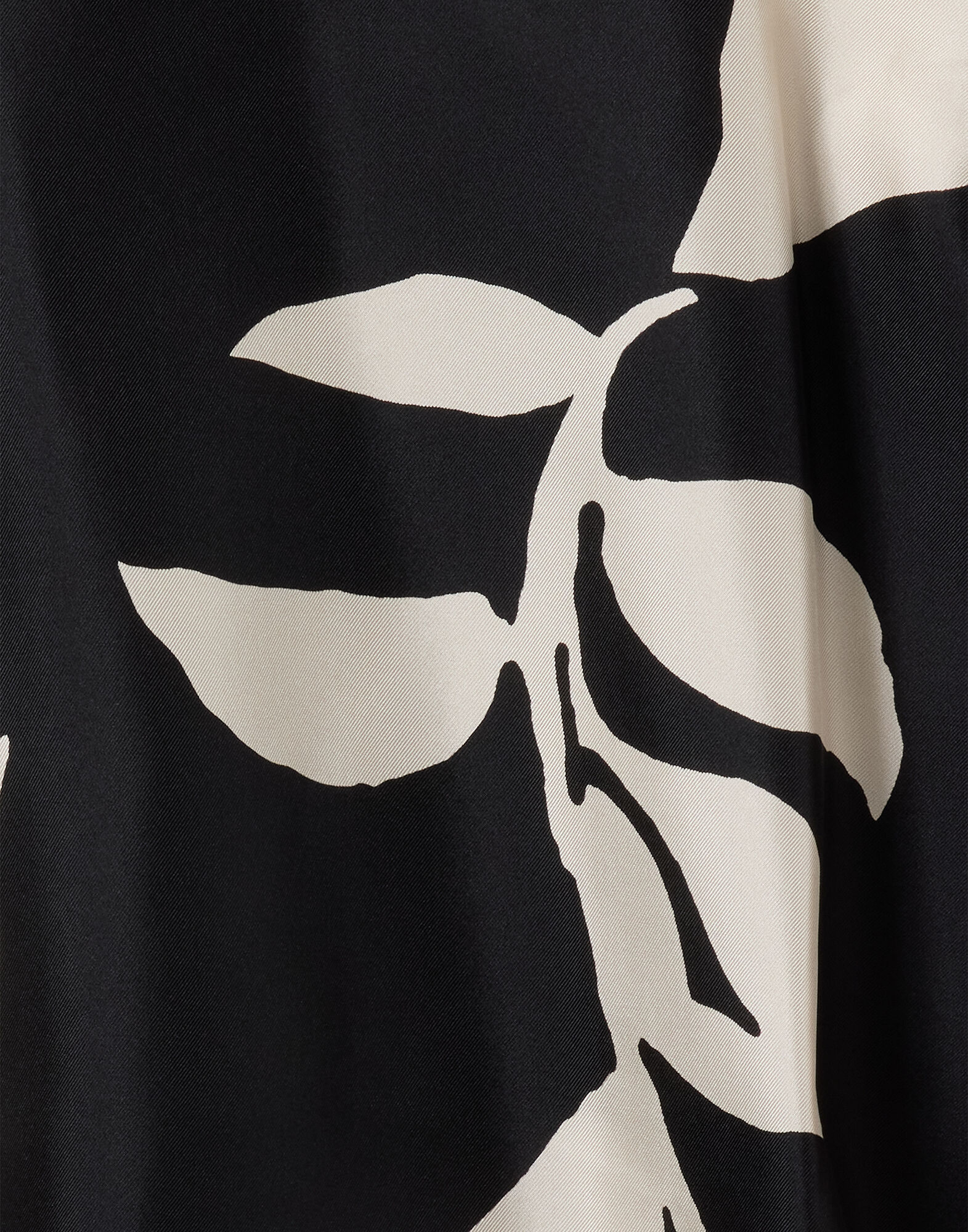 La DoubleJ Make An Exit Top Winter Jasmine TOP0104SIL001WIJ01BL01