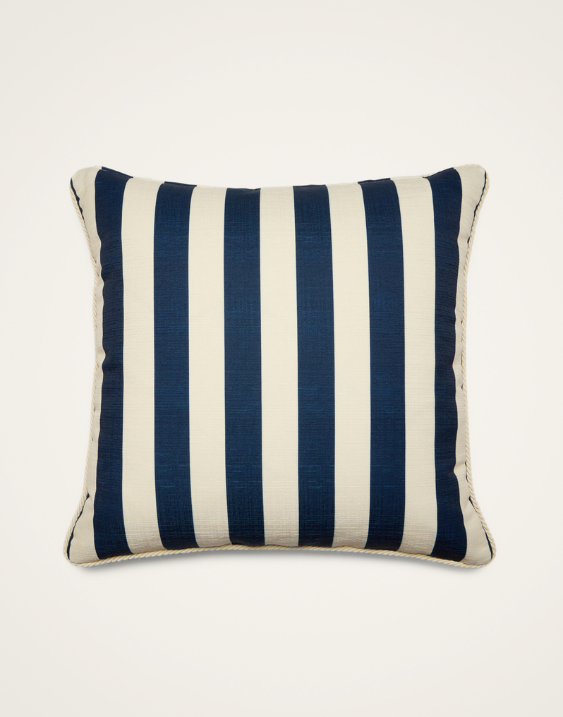 La DoubleJ Outdoor Cushion (60X60) La DoubleJ Outdoor Cushion (60X60) Palazzo Blue CUS0027POL001PAL01BU03