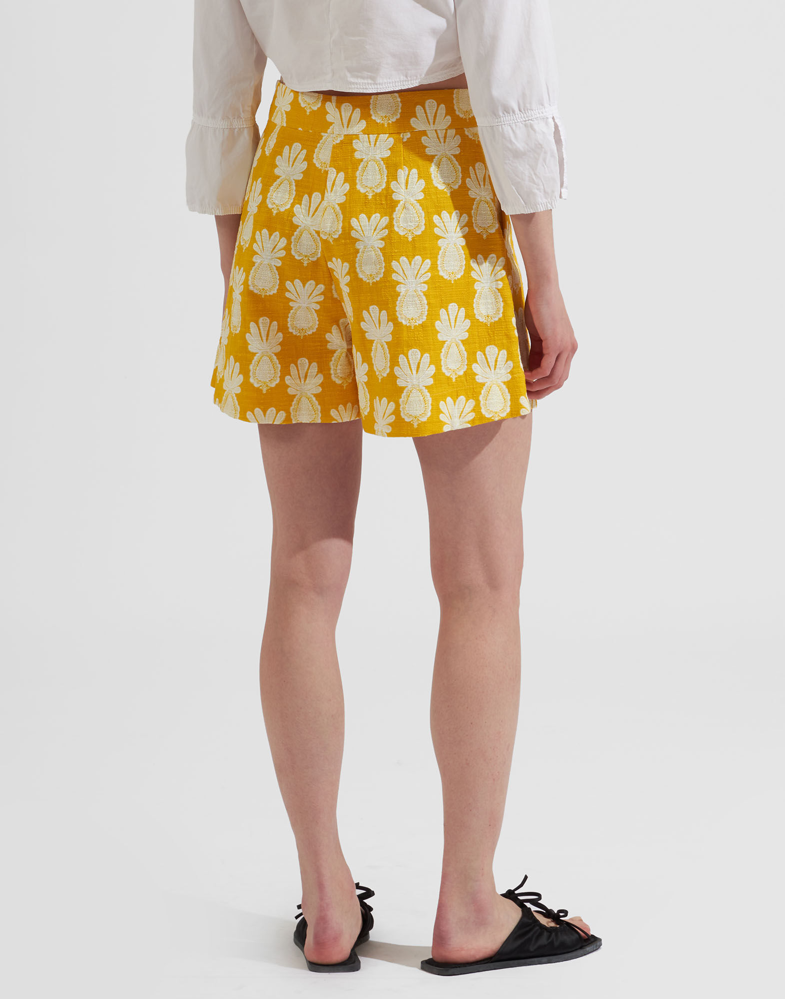 LaDoubleJ Good Butt Shorts Pineapple TRO0010COT005PNP0003