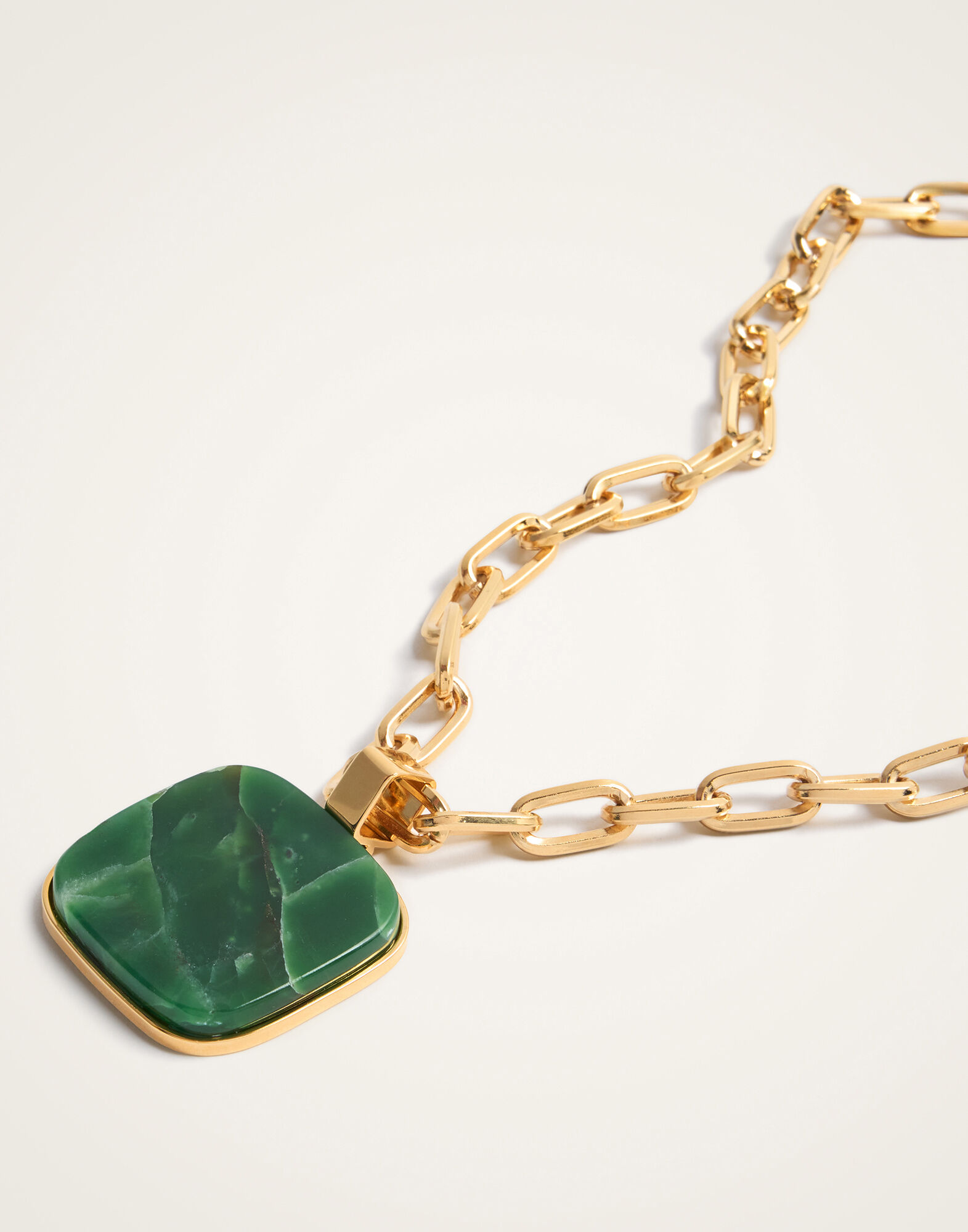 La DoubleJ Soul Pendant Necklace 24K Gold Plate & Green Jade NEC0017BRA003JAD01YE05