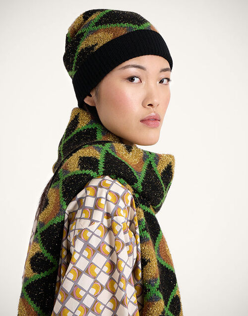 La DoubleJ Half-Light Hat Half-Light Black HAT0032KNI132VA305BL01