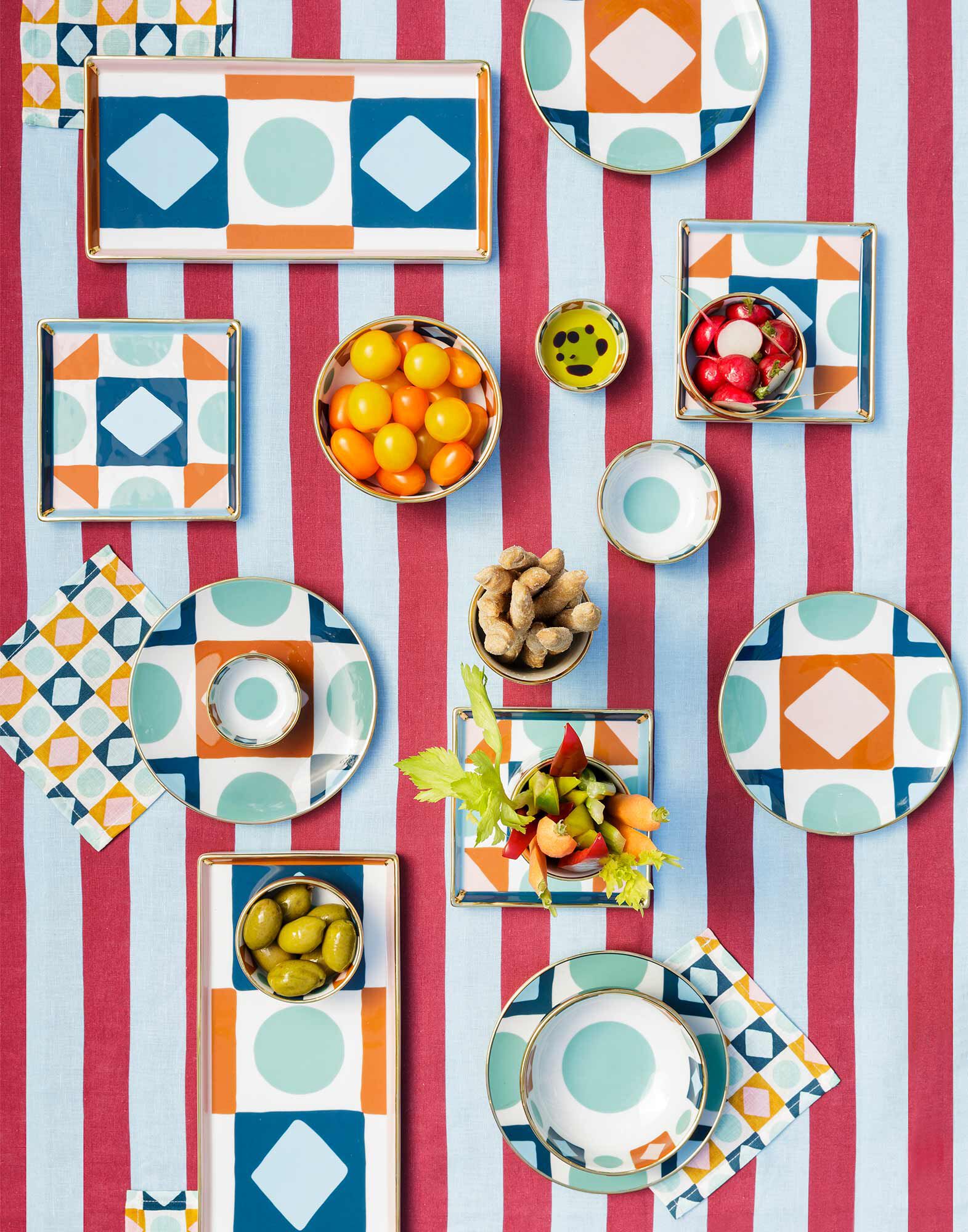 La DoubleJ Tray Diamond Dots DIS0046CER001CHA0004