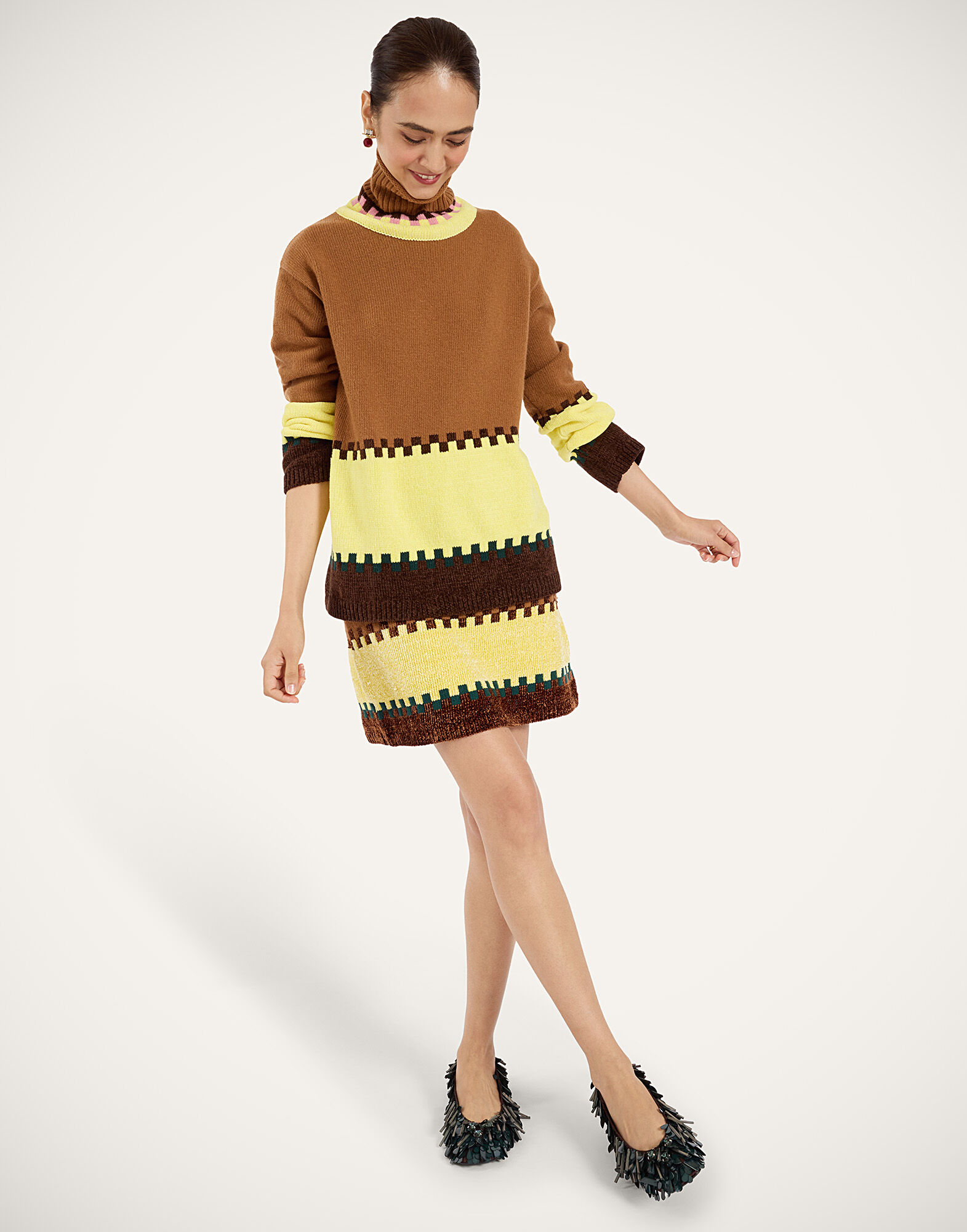 La DoubleJ In My Power Mini Skirt Color Block Camel and Light Yellow SKI0218KNI037VA515BR04