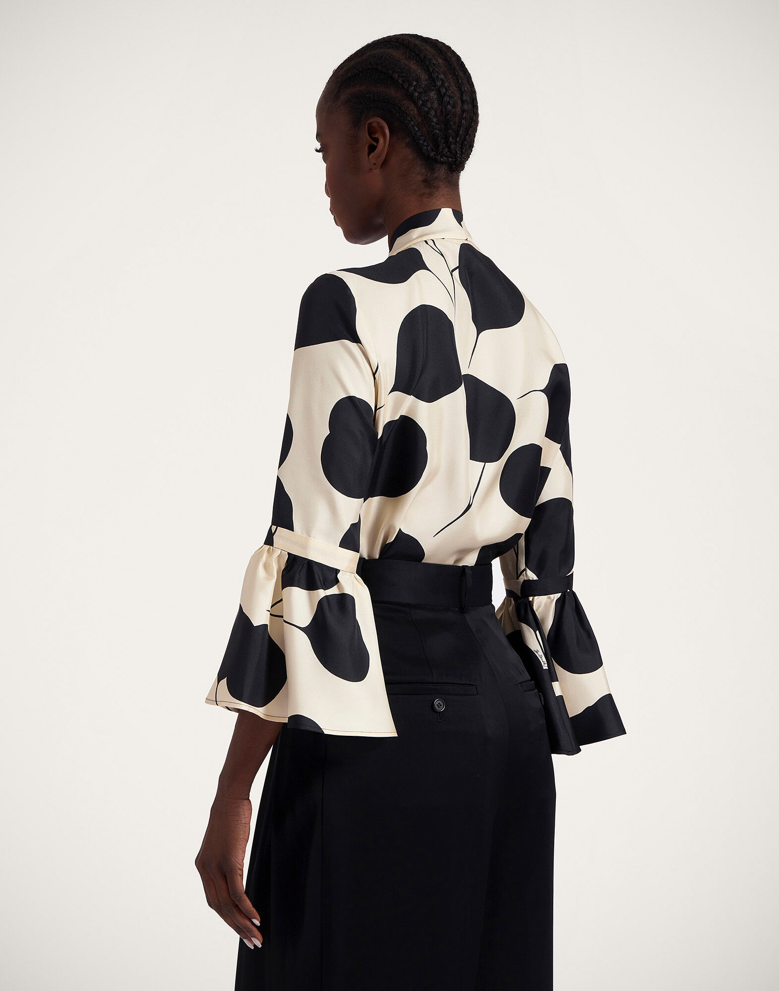 La DoubleJ Happy Wrist Top Lunaria Light Pink SHI0011SIL001RIA01PI02