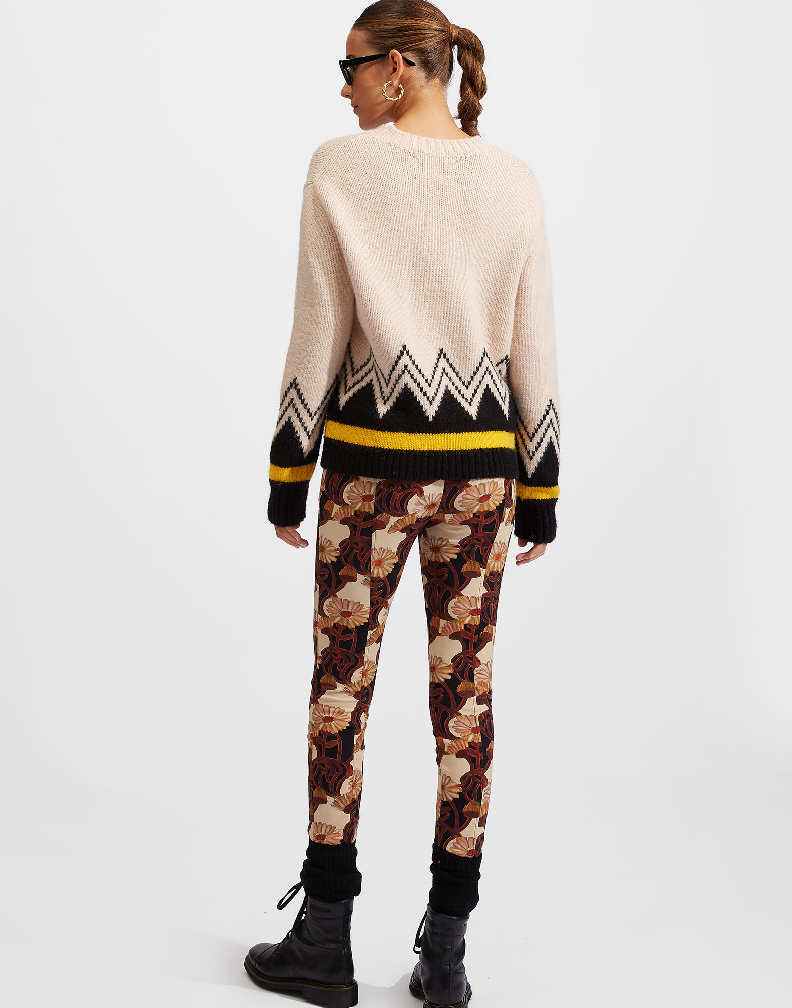 La DoubleJ Dolomite Sweater White/Black PUL0093KNI061VAR0117