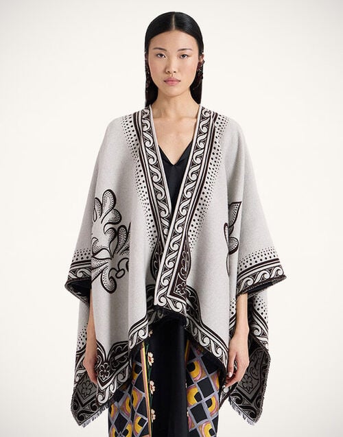 La DoubleJ Poncho La DoubleJ Poncho Herald Cream SCA0064JCQ104HRL03WH03