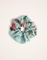 La DoubleJ Giga Scrunchie La DoubleJ Giga Scrunchie Zooflora Light Blue SCR0003SIL001ZOF02BU01