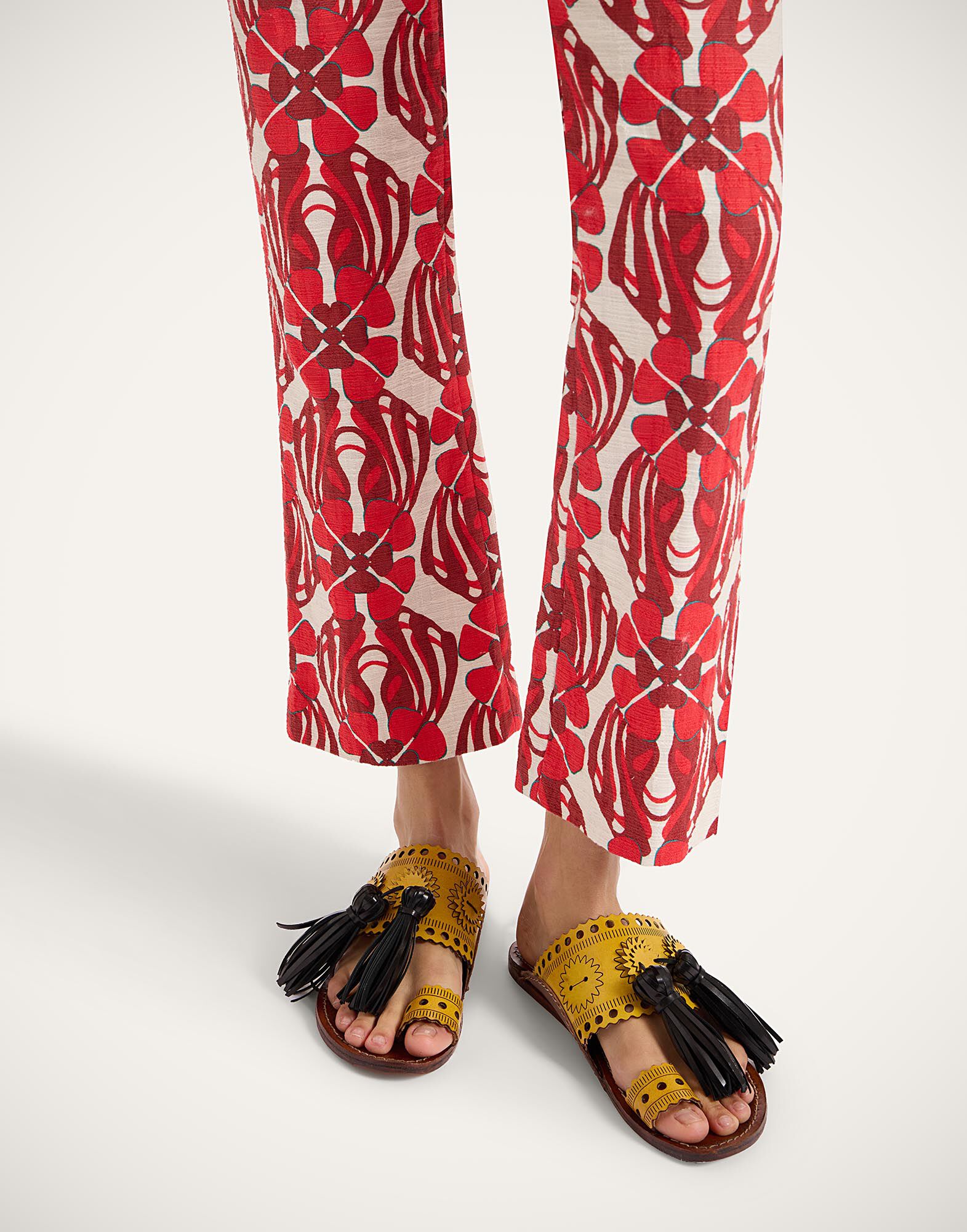 La DoubleJ Sandy Slides Solid Yellow SHO0110LEA014SOLIDYE02