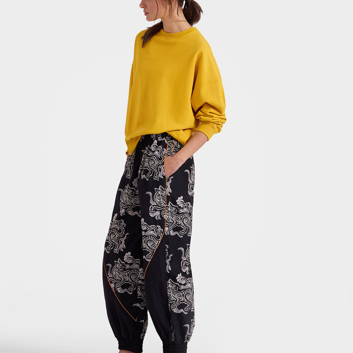 LA DOUBLEJ OFF COURT SWEATSHIRT 
