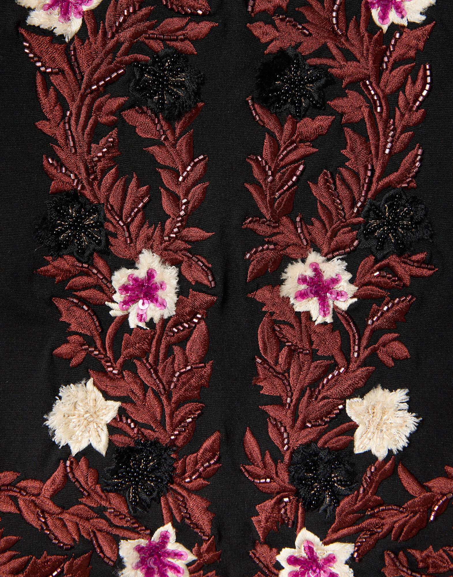 La DoubleJ V-Neck Scala Top Solid Black TOP0181JER071SOLIDBL01