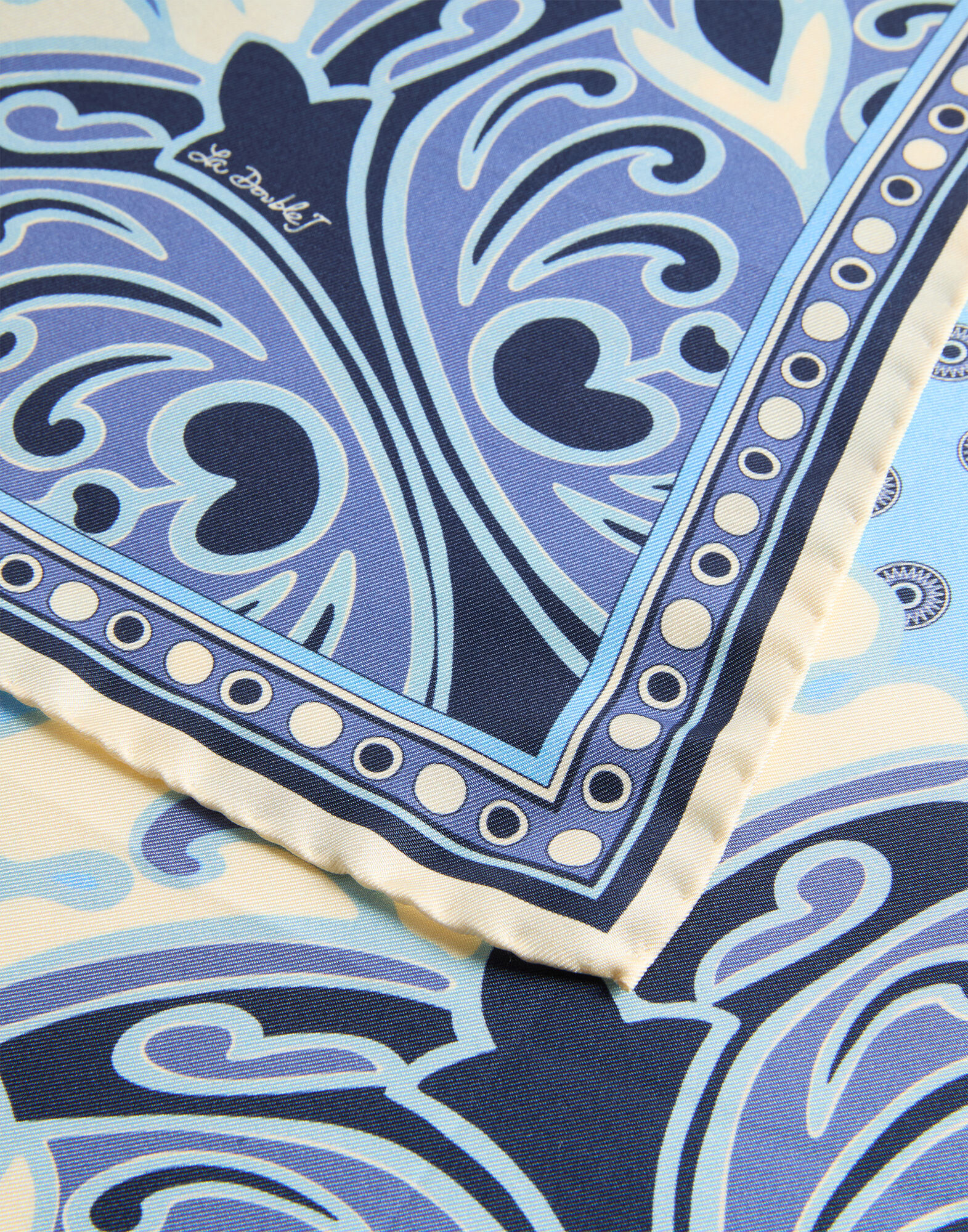 La DoubleJ Foulard 45 Cocoon Plac&eacute;e Blue SCA0065SIL006COC02BU03