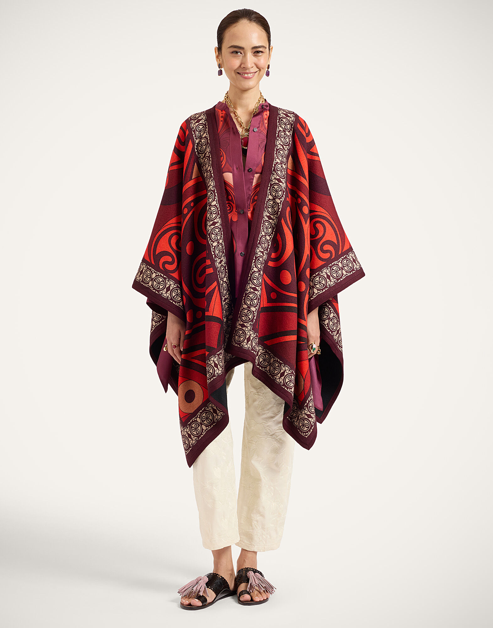 La DoubleJ Soul Poncho Alchemy Plac&eacute;e Dark Red SCA0047PLA003ALC03RE40