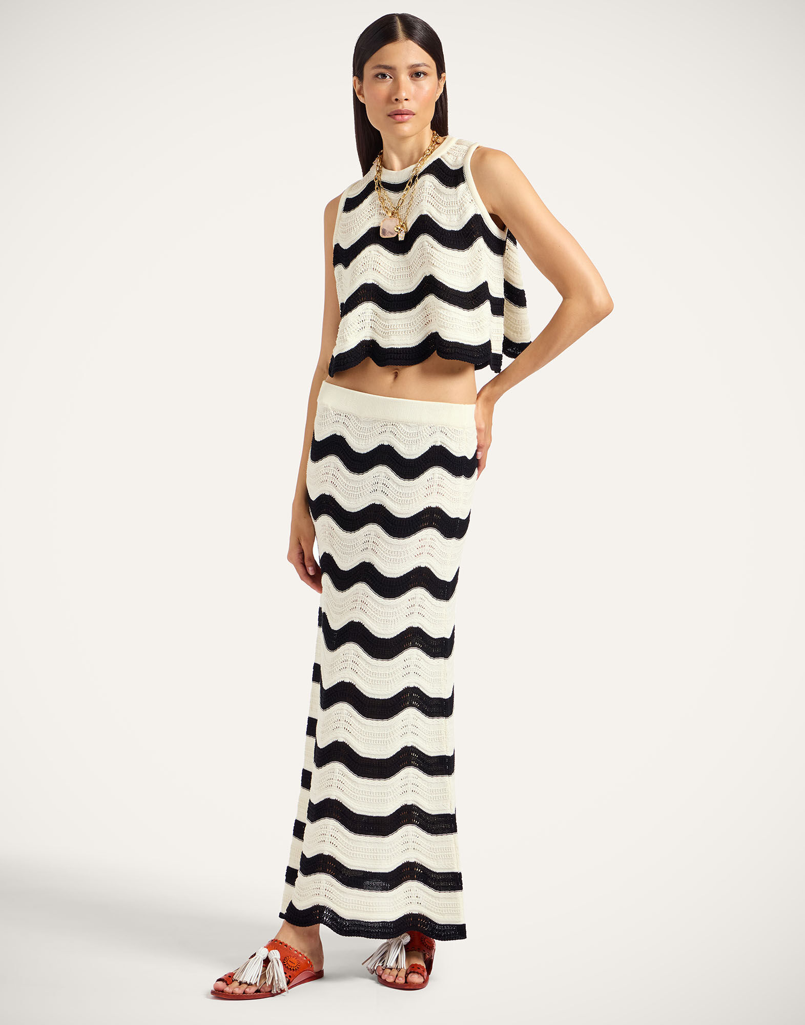 La DoubleJ Chevron Top Bicolor Black & Ivory PUL0266KNI158VA369BR05