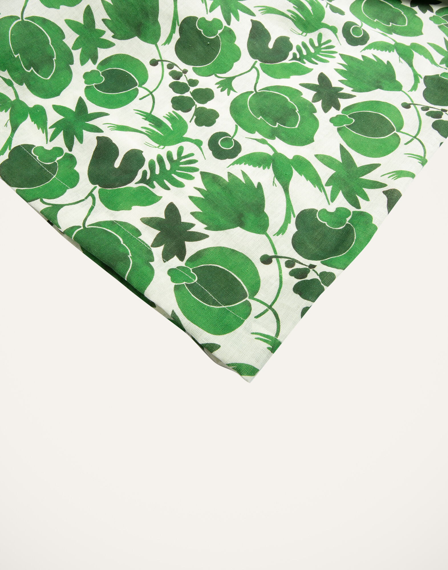 Medium Tablecloth in Wildbird Verde - Homeware | La DoubleJ