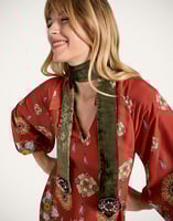 La DoubleJ Ella 2-Ways Stole La DoubleJ Ella 2-Ways Stole Solid Military Green HEB0024VEL015NUC05GR12