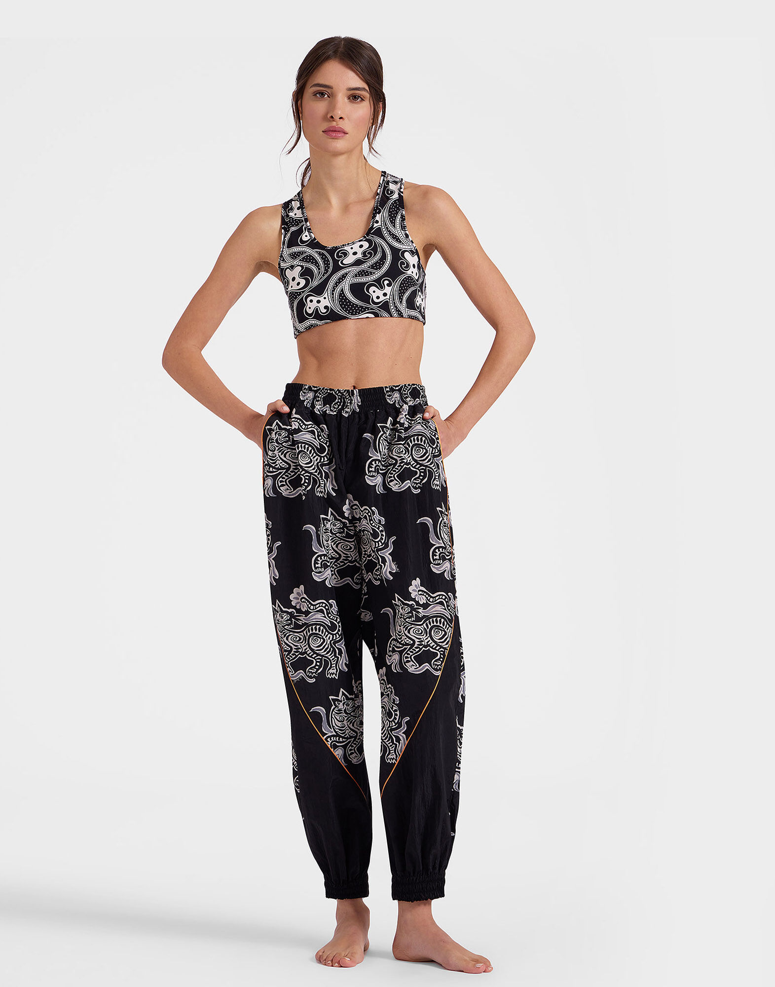 Cort pants store