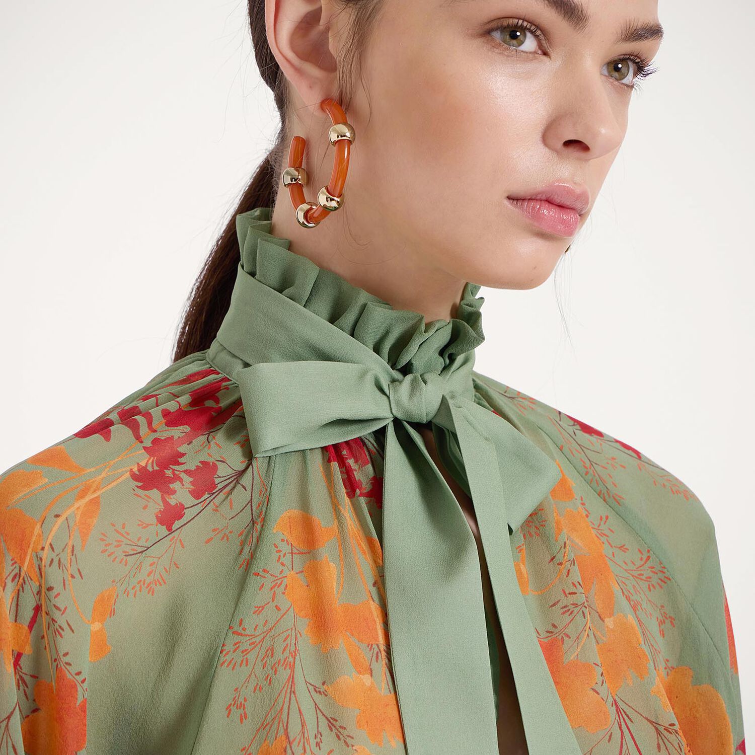 La Doublej La Double J High-neck Silk Shirt With Floral Print In Woodland Placée Camouflage