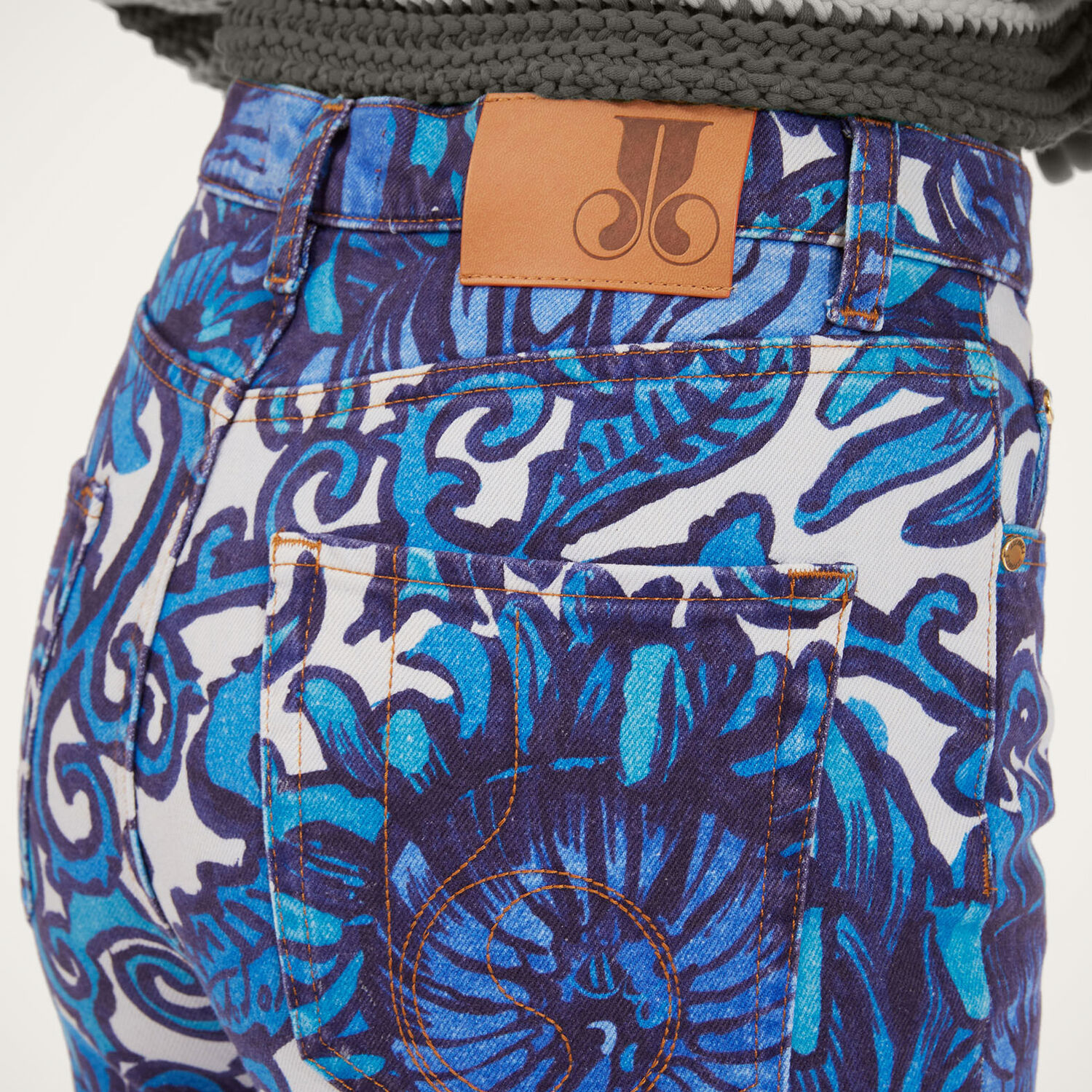 La Doublej Fancy Crop Jeans (with Feathers) In Anemone