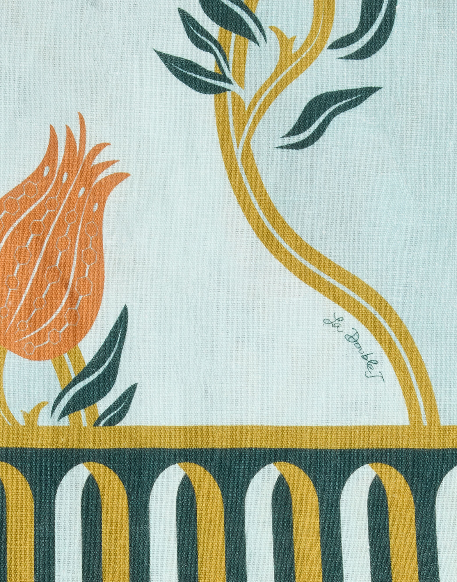 La DoubleJ Large Tablecloth Melograno Plac&eacute;e Light Blue TBC0018LIN008MEL04BU01